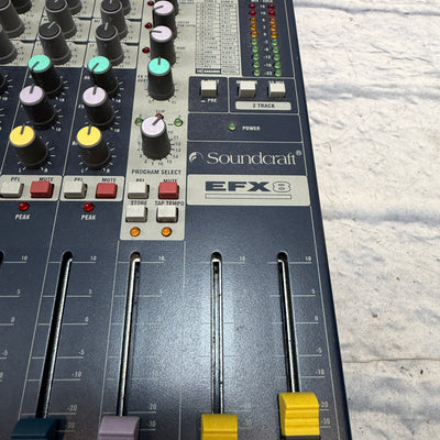 Soundcraft EFX 8 Mixer