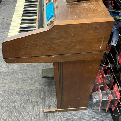 Vintage Hammond Piper II Console Organ