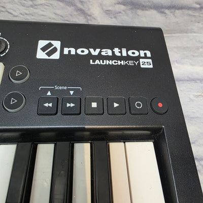 Novation Launchkey 25 Controller