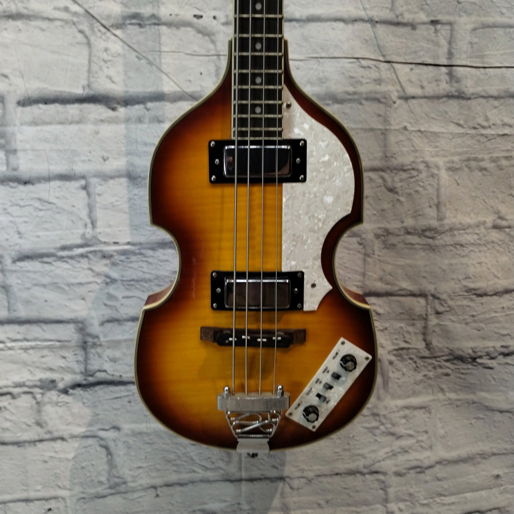 Rogue VB100 Violin Bass Sunburst
