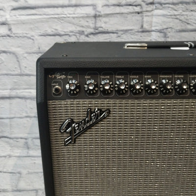 Fender Cyber Twin Combo Amp with Cover and 4-Button Footswitch Guitar Combo Amp