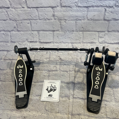 DW 2000 Series Double Kick Pedal