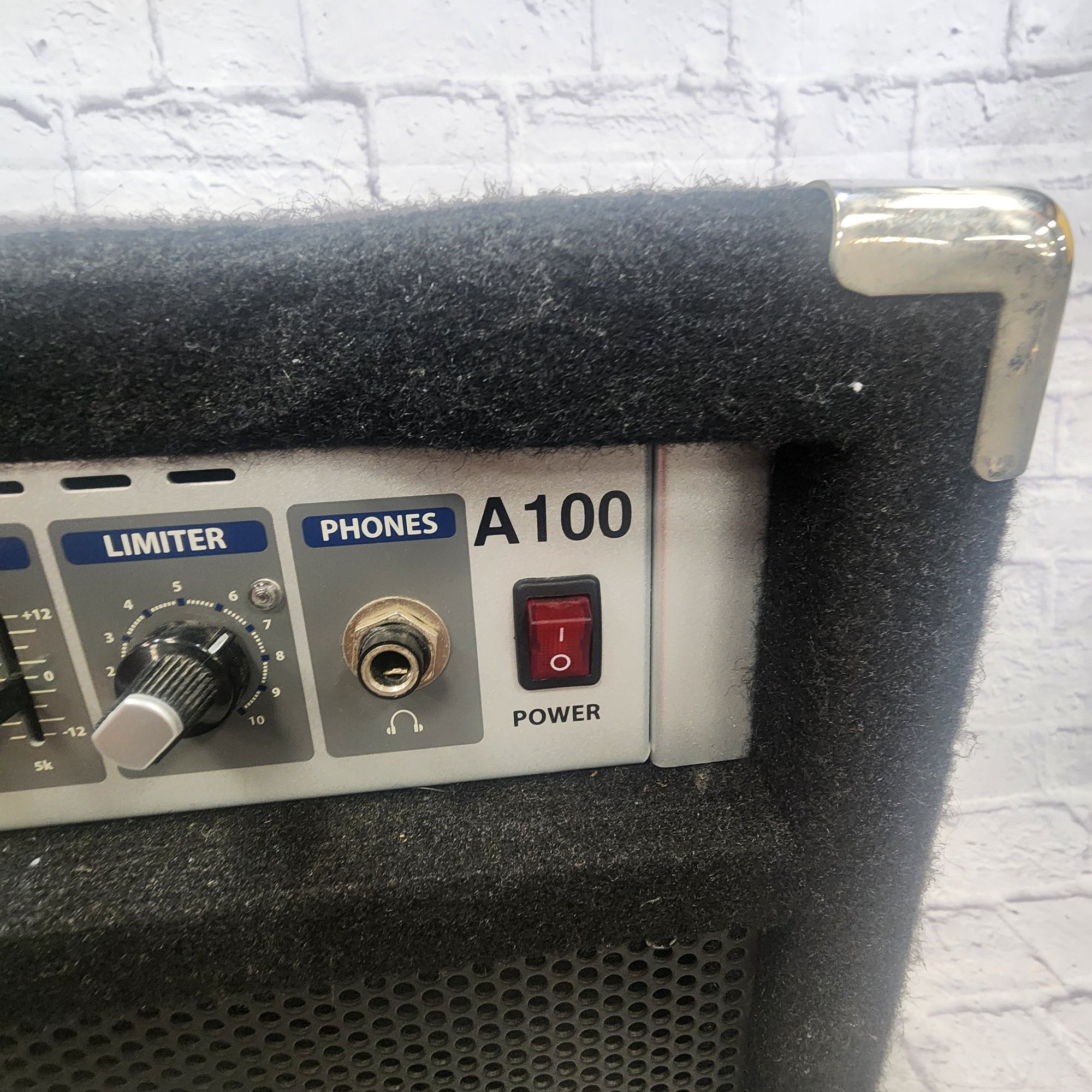 Hartke A100 Bass Combo Amp