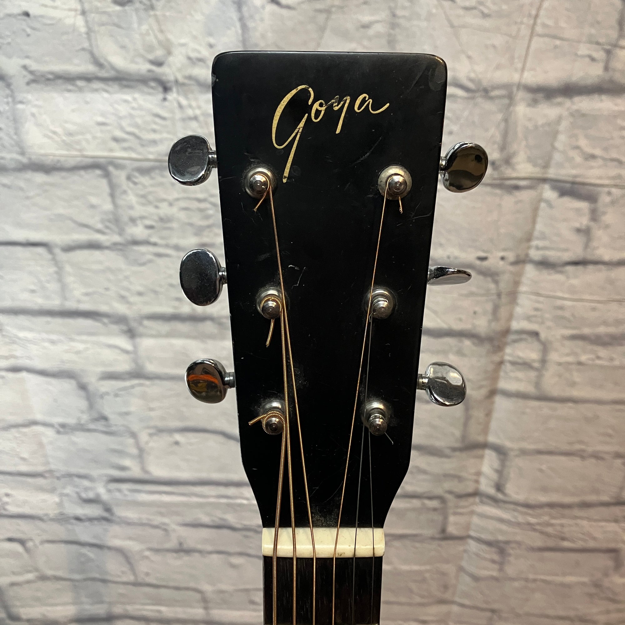 Goya G-314B Vintage 1970s Acoustic Guitar - Black w/ case