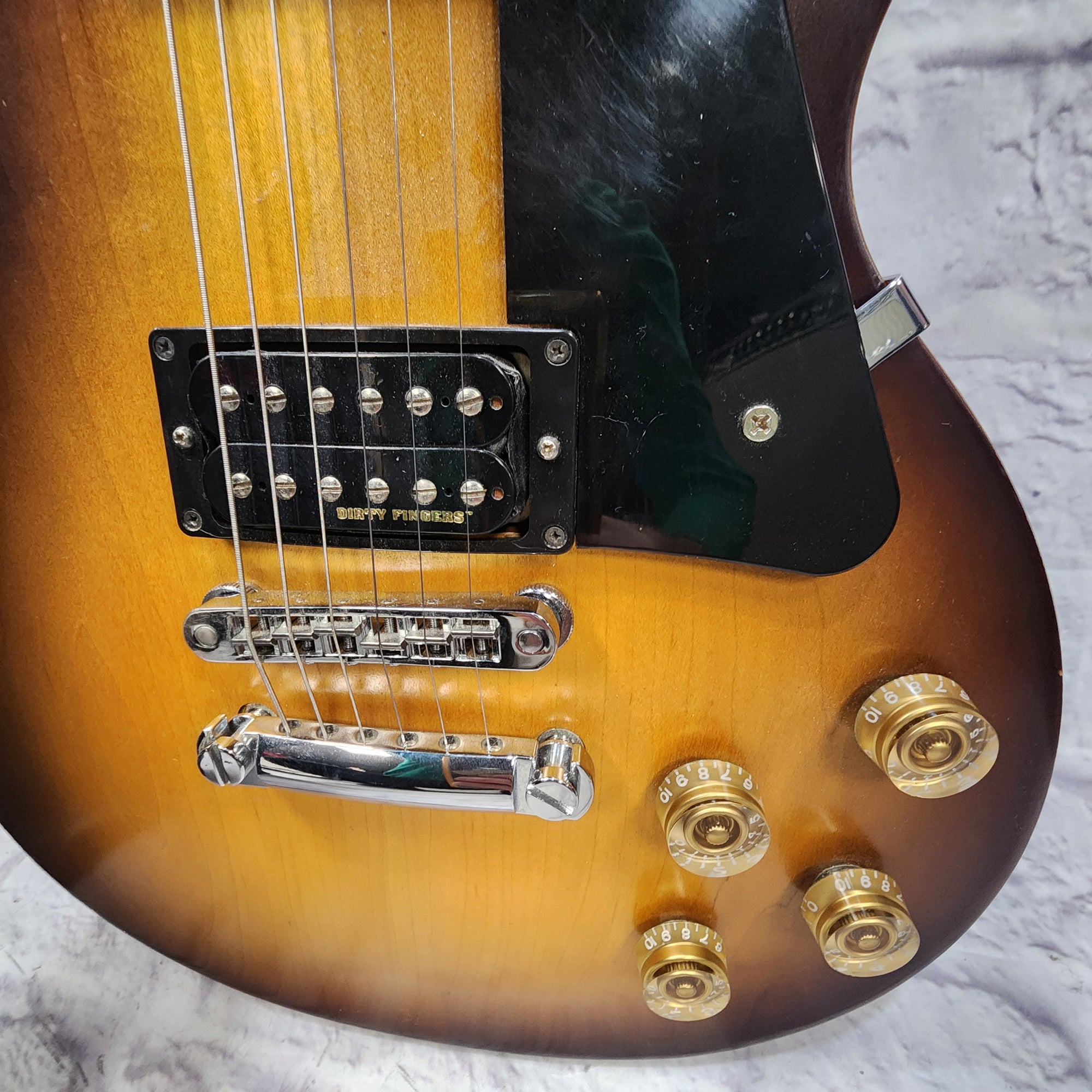 2013 Gibson Les Paul 70's Tribute Electric Guitar - Evolution Music