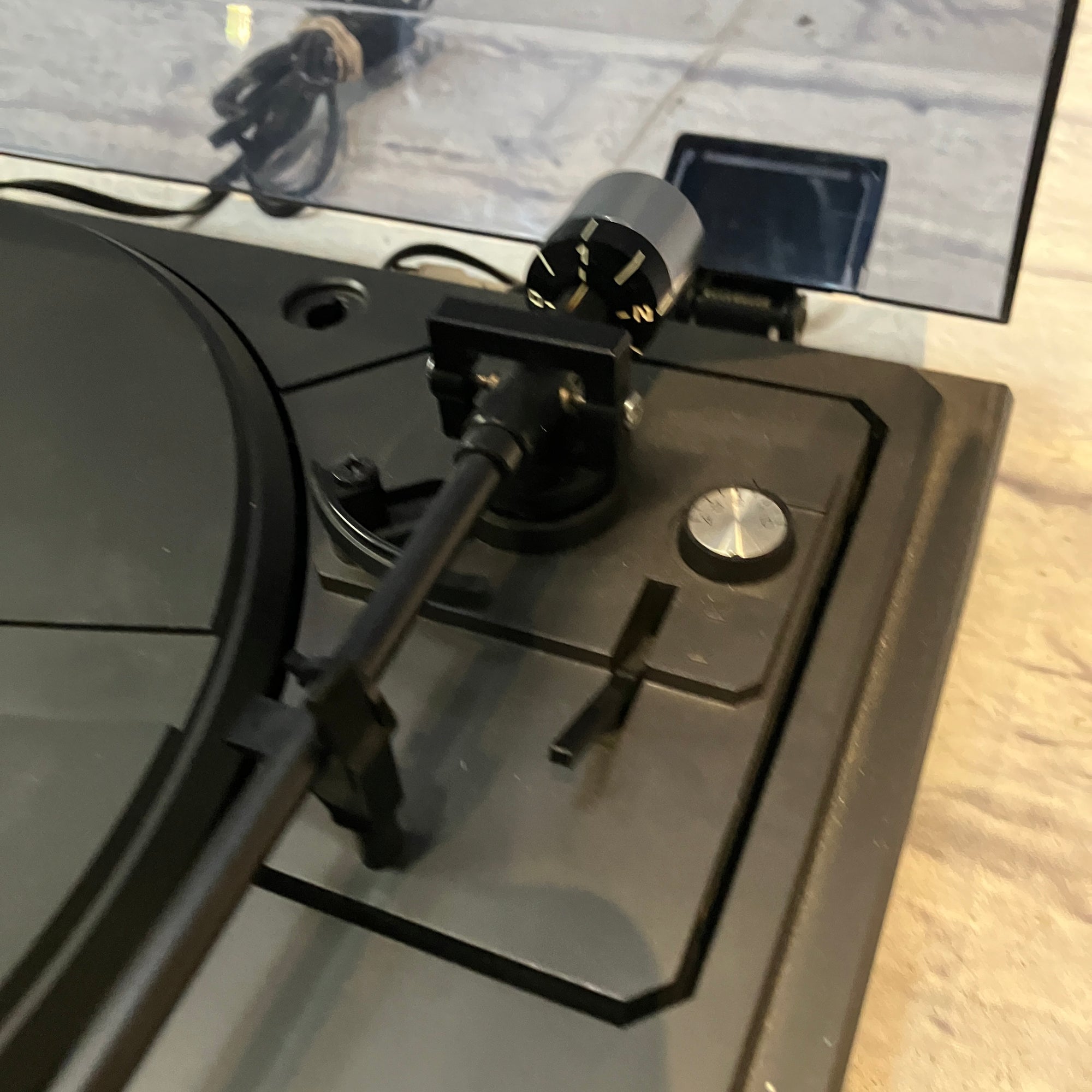 NAD 5125 Turntable