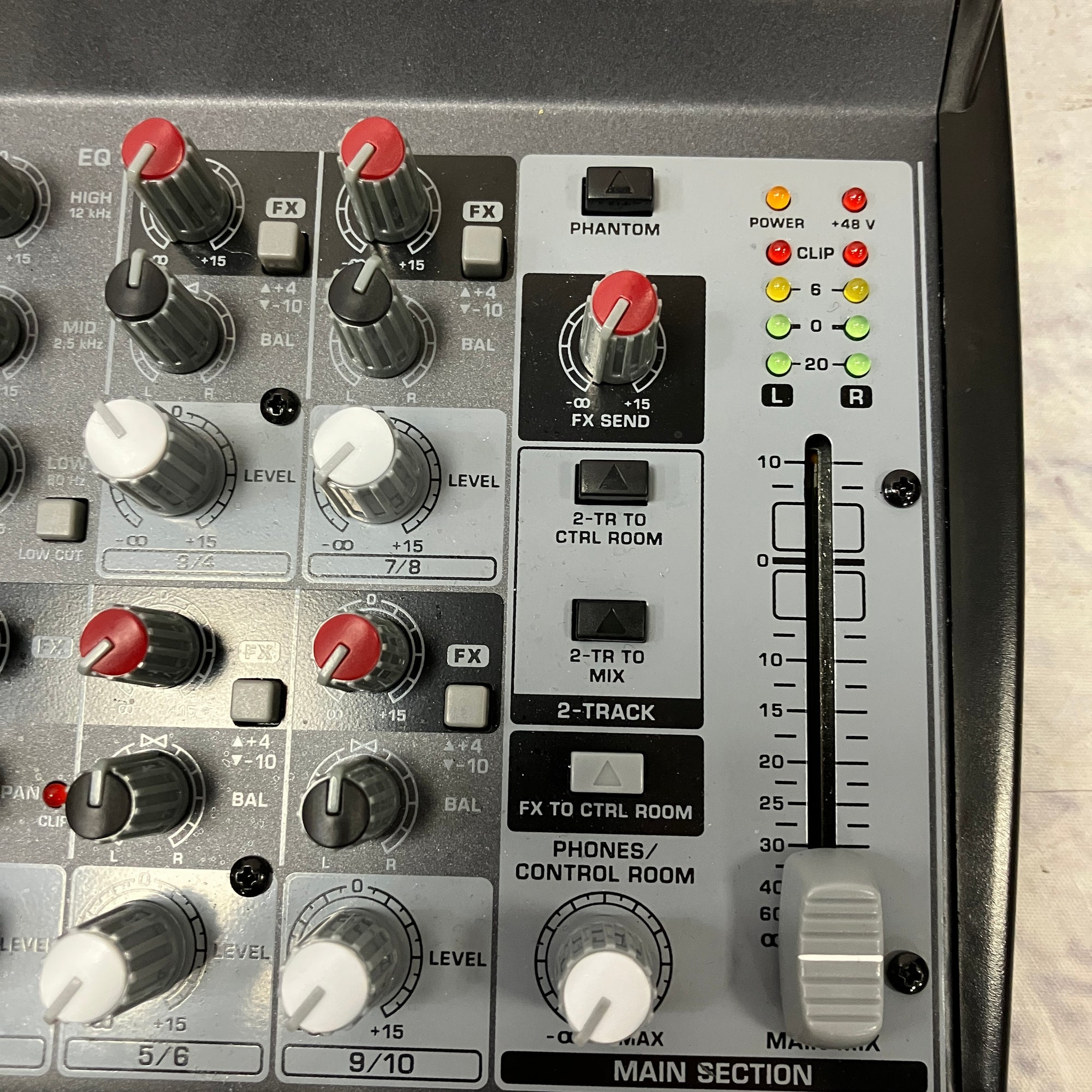 Behringer Xenyx1002 Four Channel Mixer
