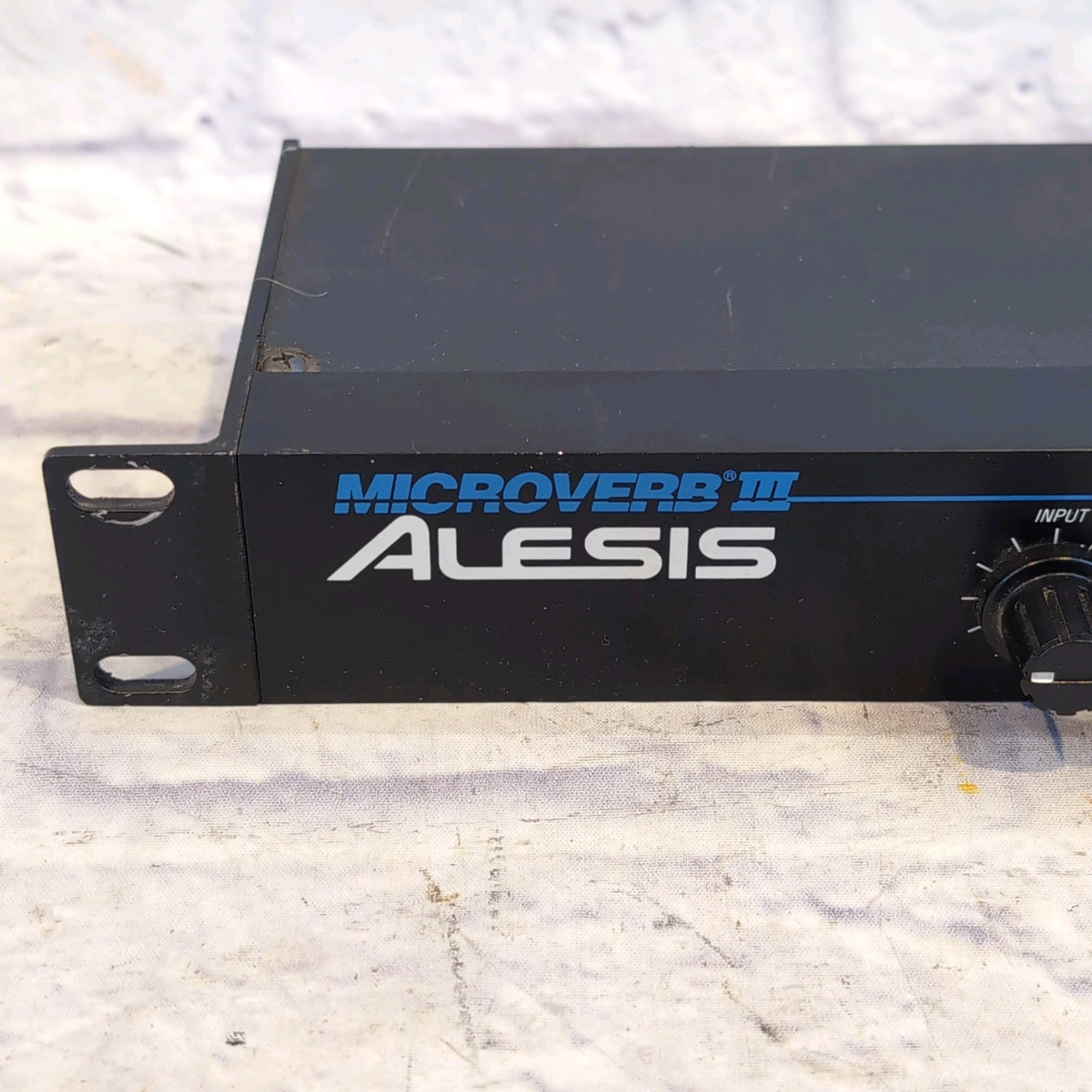 Alesis MicroVerb III 16-Bit Digital Reverb and Delay