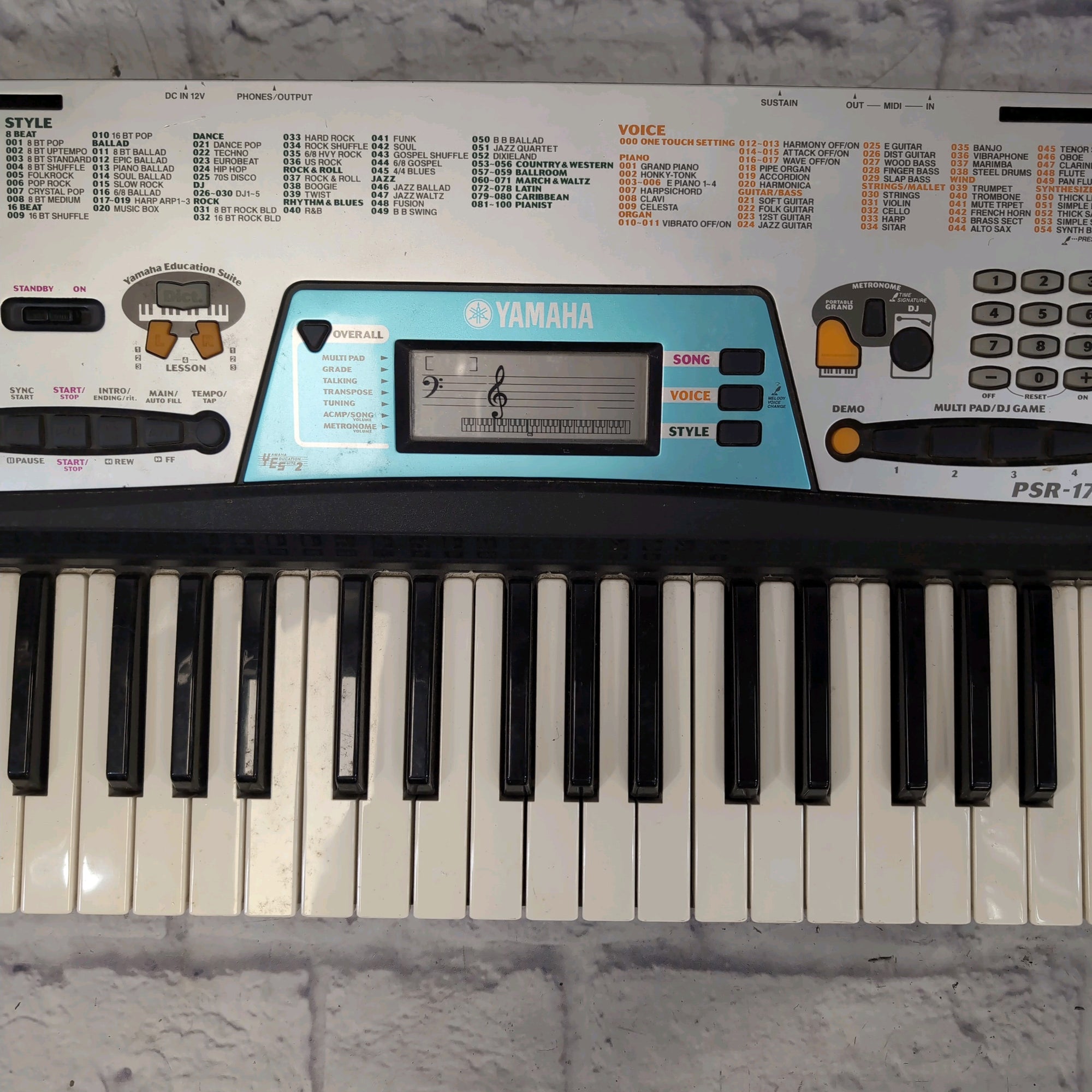 電子ピアノ　YAMAHA PSR-170 キーボード YAMAHA PSR-170 61 Key Full Size Portable Keyboard w/ Power