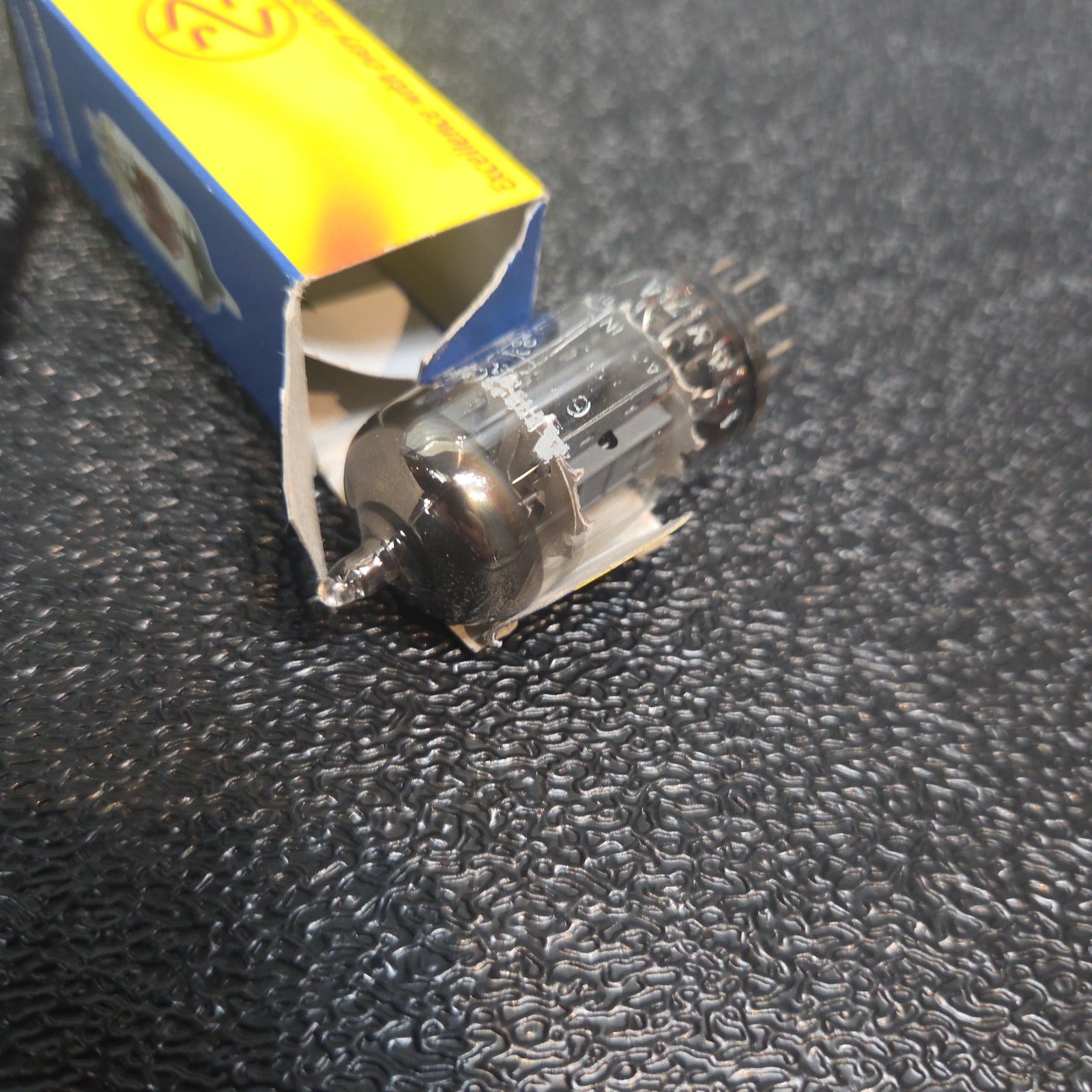 Amperex 12ax7 Amplifier Tubes