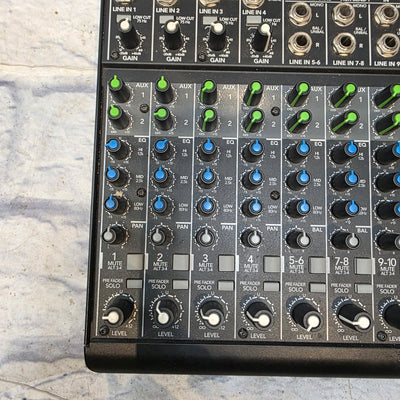 Mackie 1202 VLZ4  Mixer