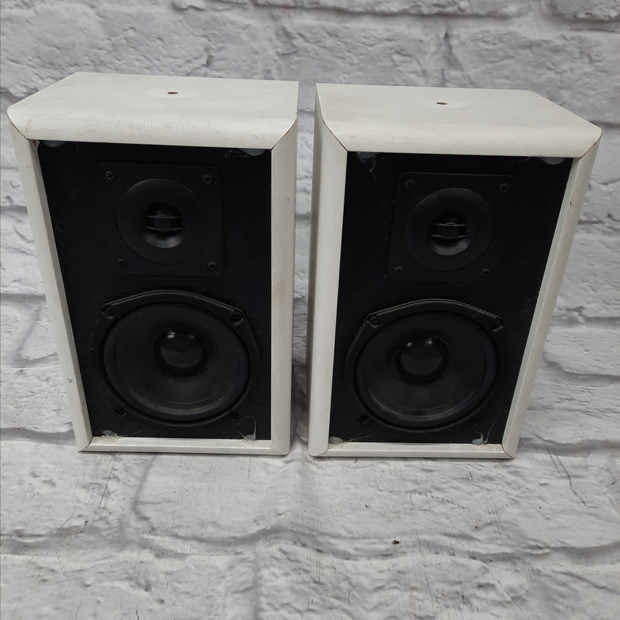 Unknown White Near Field Monitors (Pair)