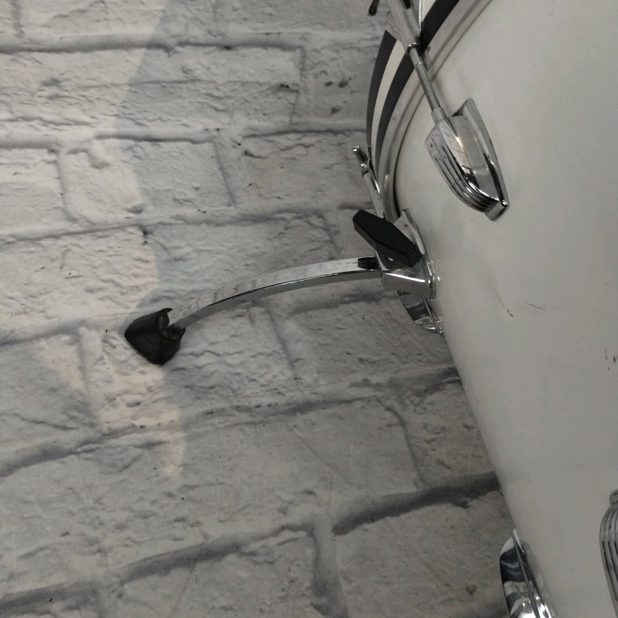 70's Ludwig 22x15 White Bass Drum