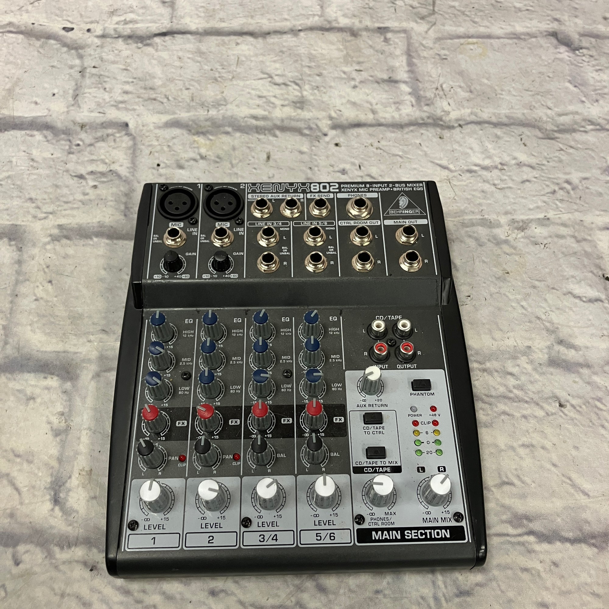 Behringer Xeny 802 Four Channel Mixer