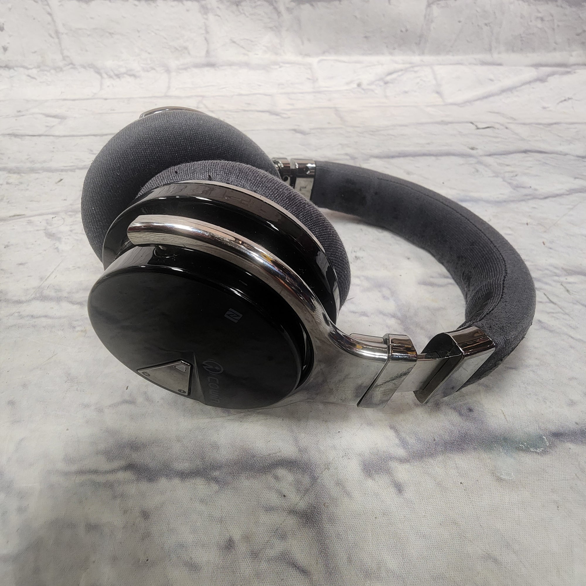 Cowin Bluetooth Headphones Home Audio
