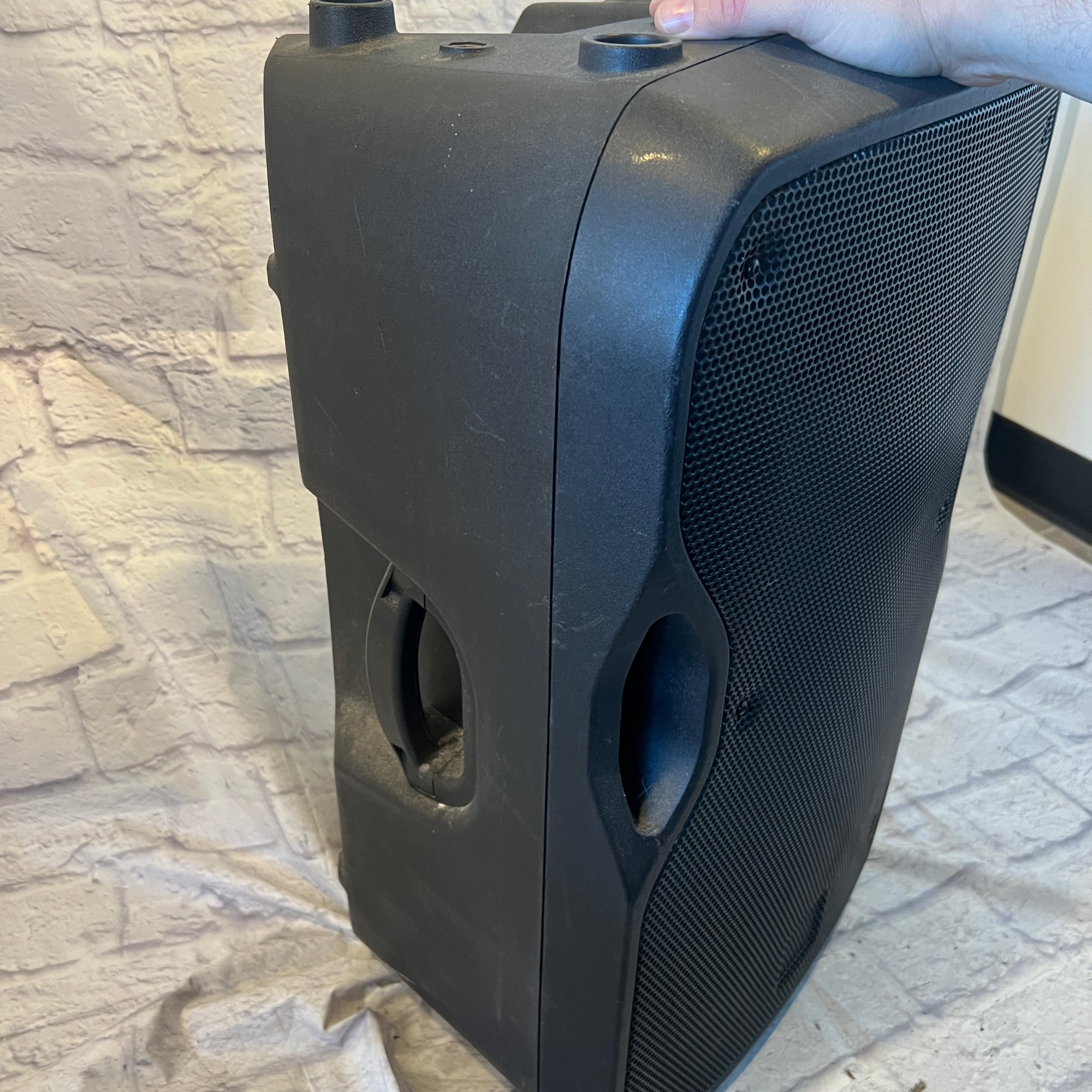 Alto TS115A Powered Speaker NEEDS REPAIR
