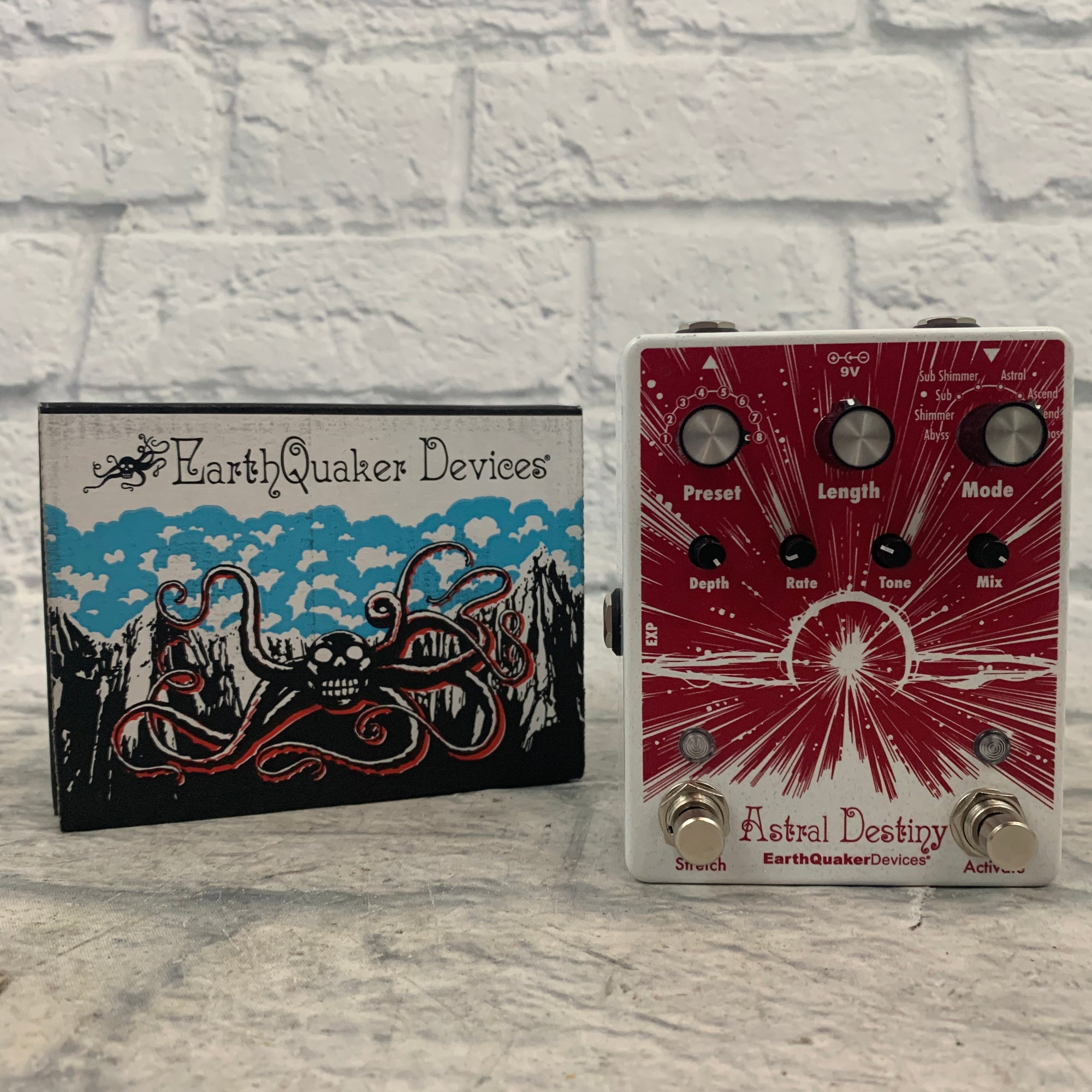 EarthQuaker Devices Astral Destiny Octal Octave Reverberation Odyssey Pedal