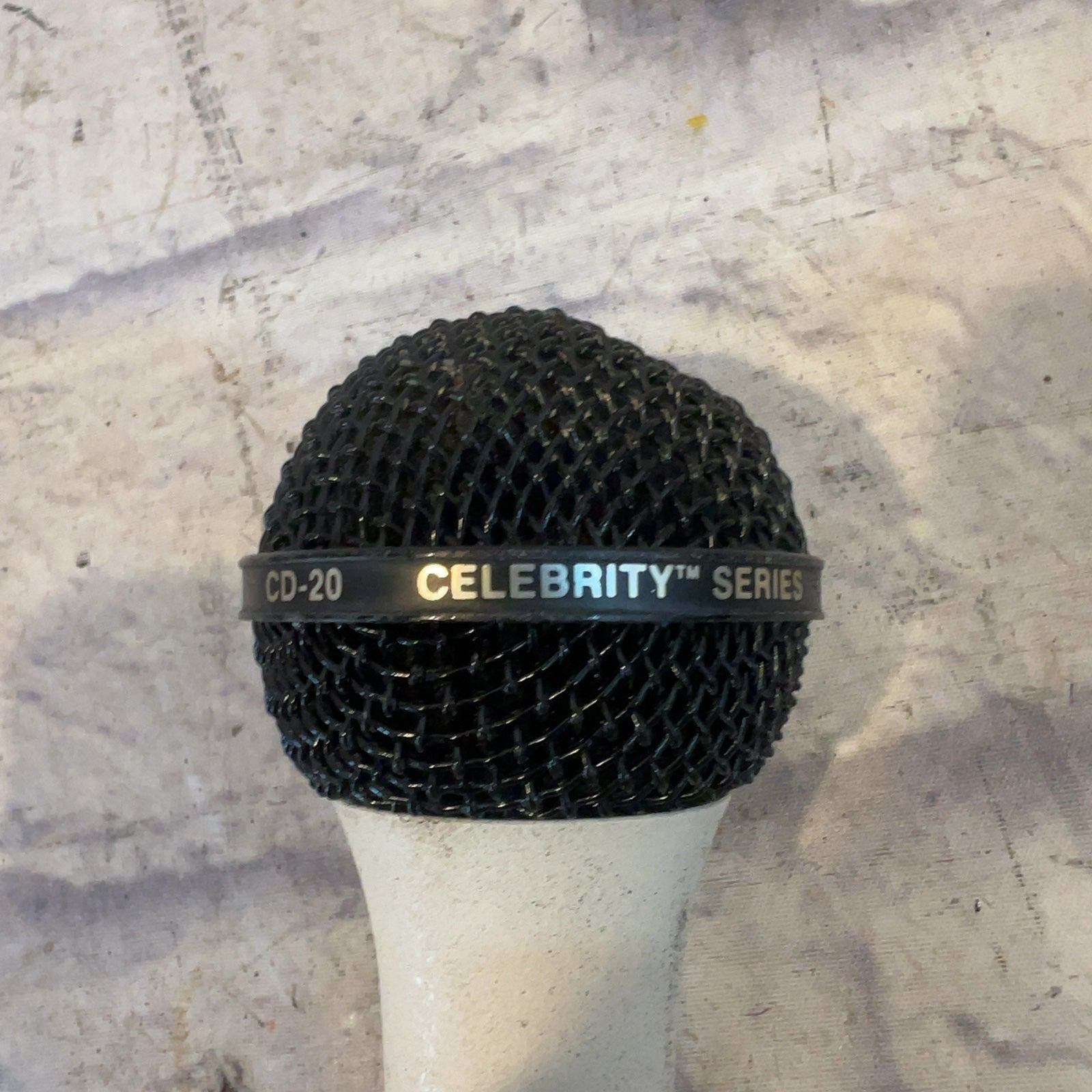 Peavey CD-20 Celebrity Series Dynamic Microphone