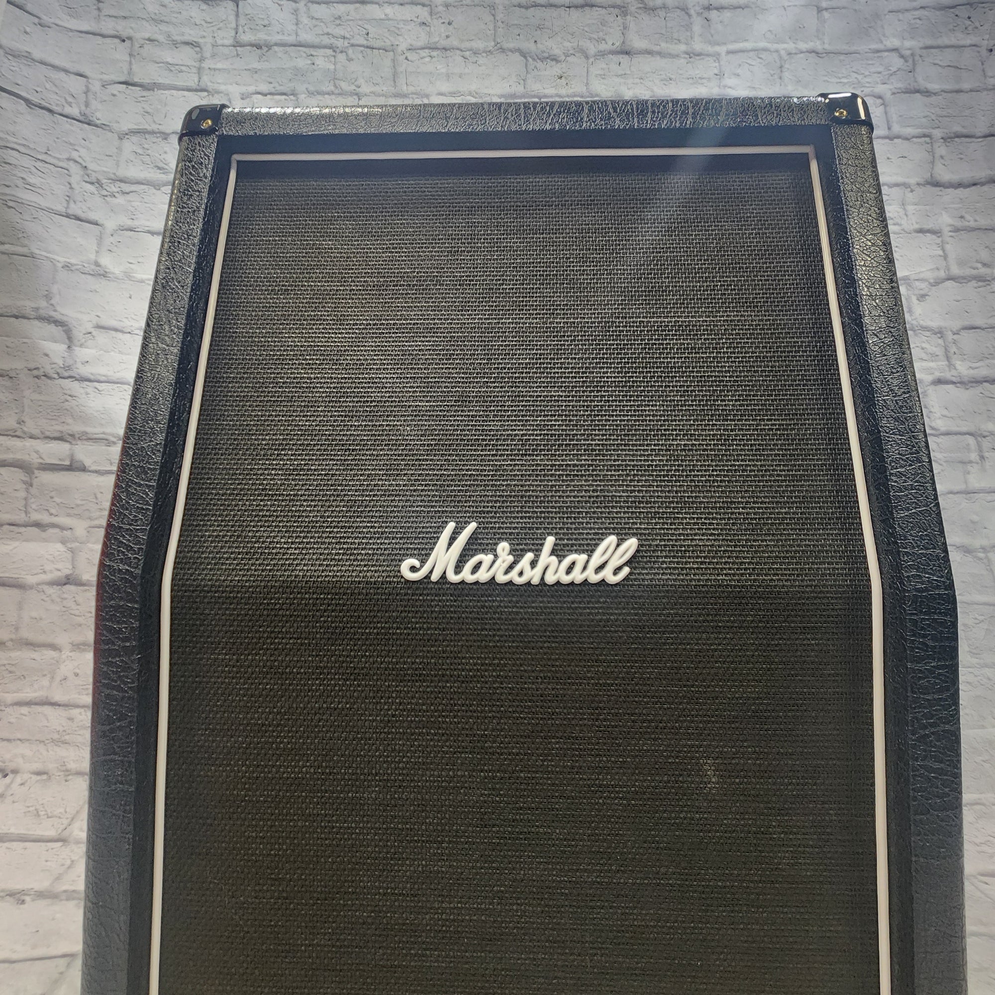 Marshall MX212AR 2x12 Guitar Cabinet