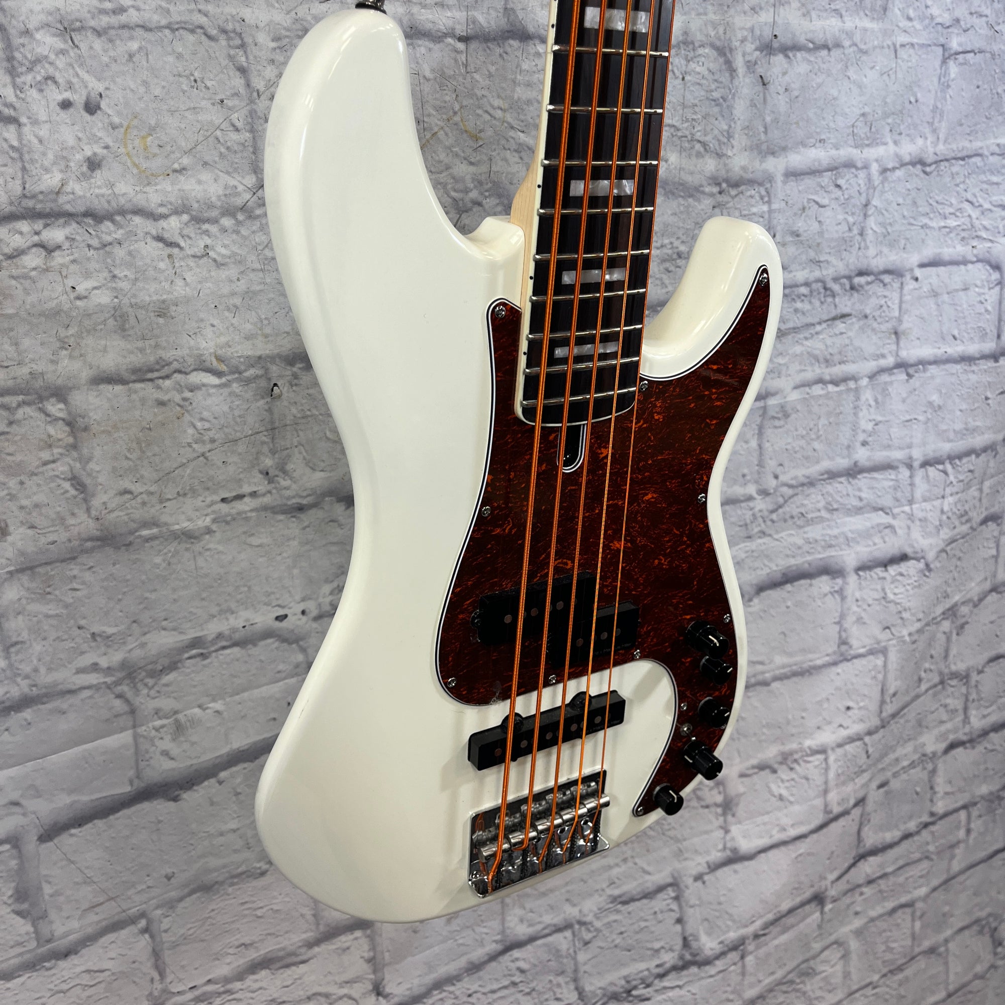 Sire P7 Marcus Miller PJ 5-String Bass