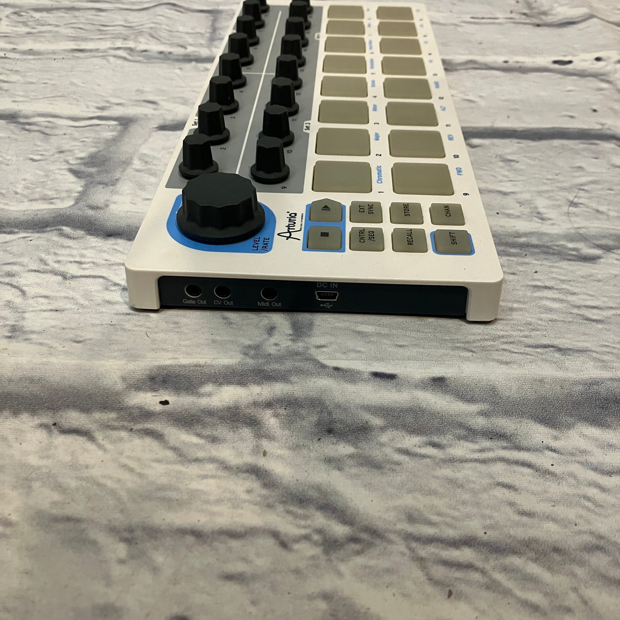Arturia Beatstep Controller & Sequencer