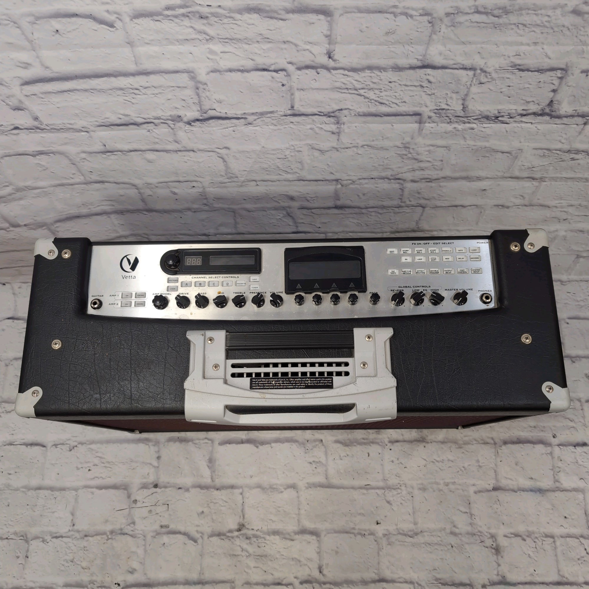 Line 6 Vetta 2x12 Modeling Guitar Combo Amp