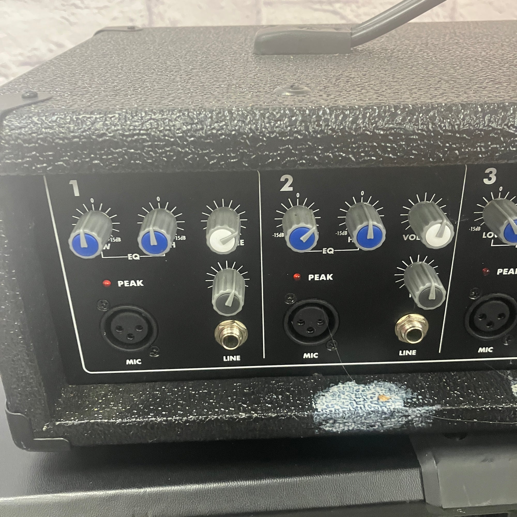 Harbinger HA120 / HA80C PA Mixer and Speakers