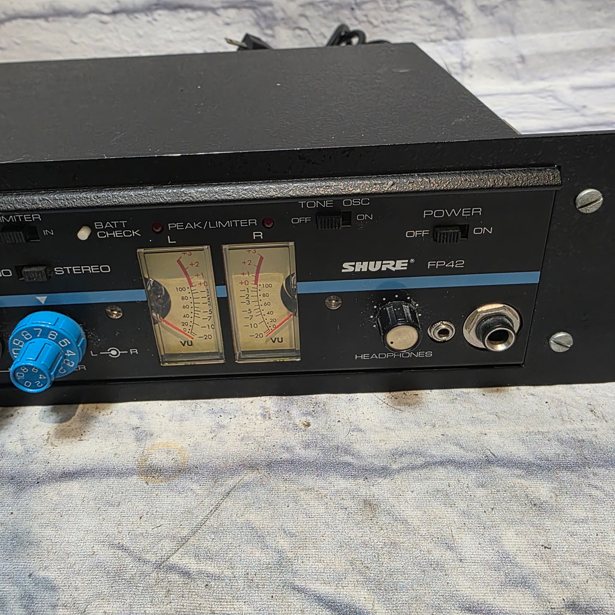 Shure FP42 Rack Preamp