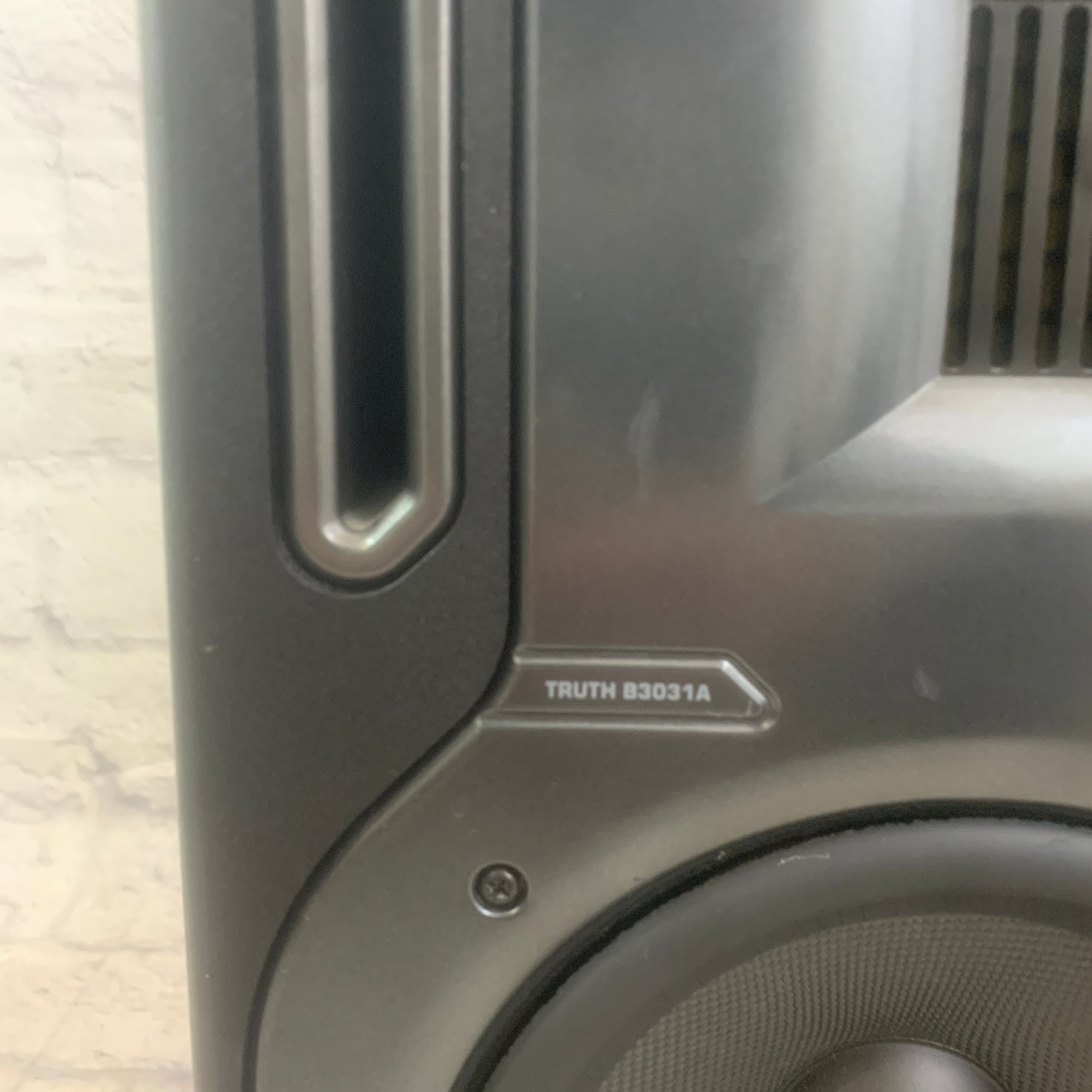 Behringer Truth B2031A Monitors AS IS