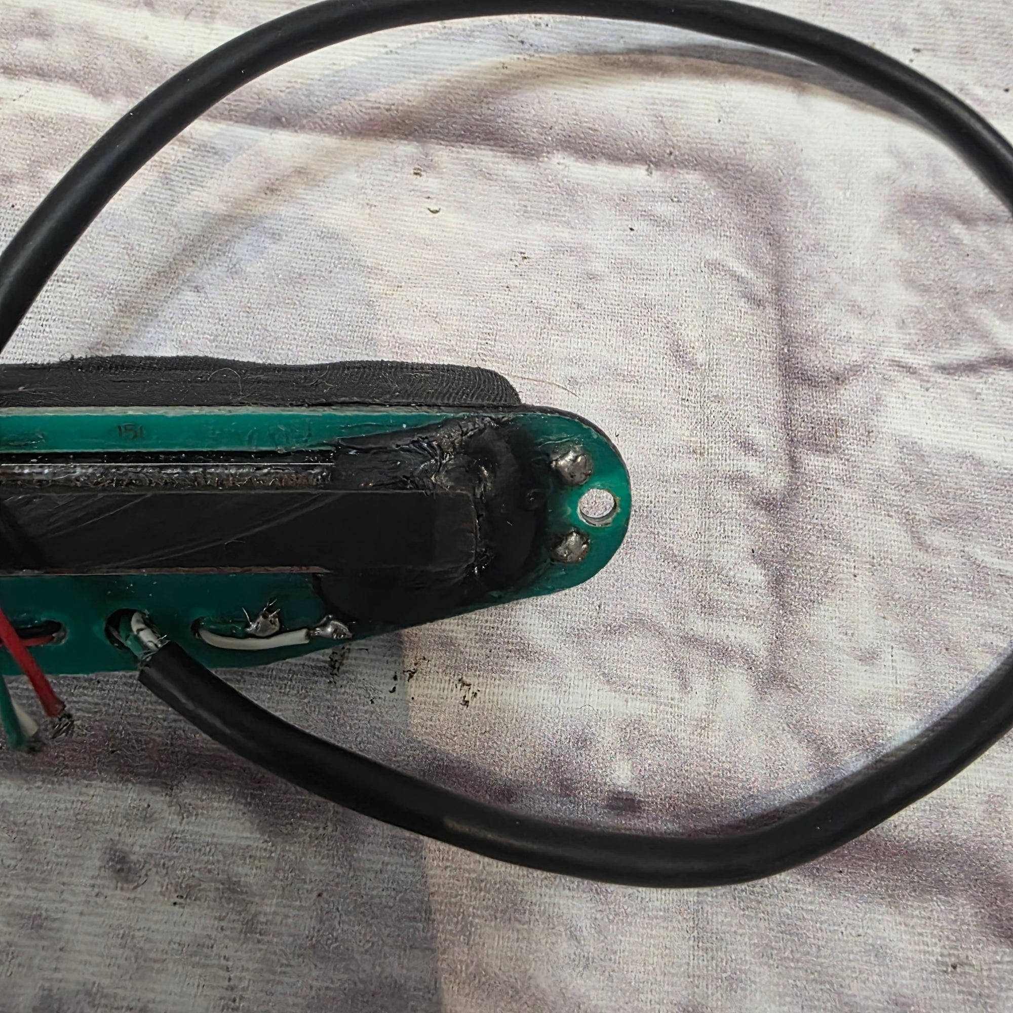 Unknown Twin-Rail "Hot Rails" Dual Coil Style Pickup