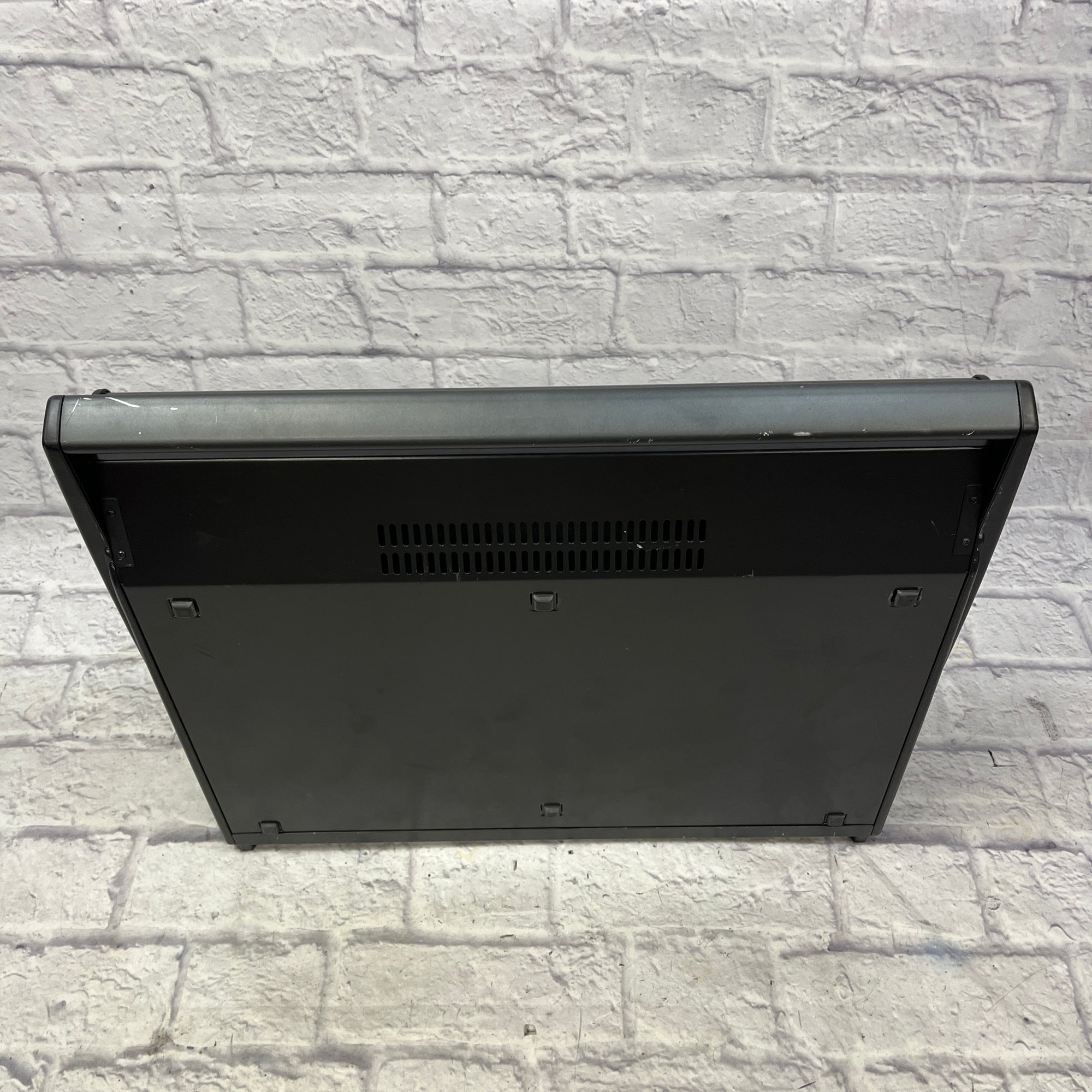 Behringer PMP6000 Powered Mixer