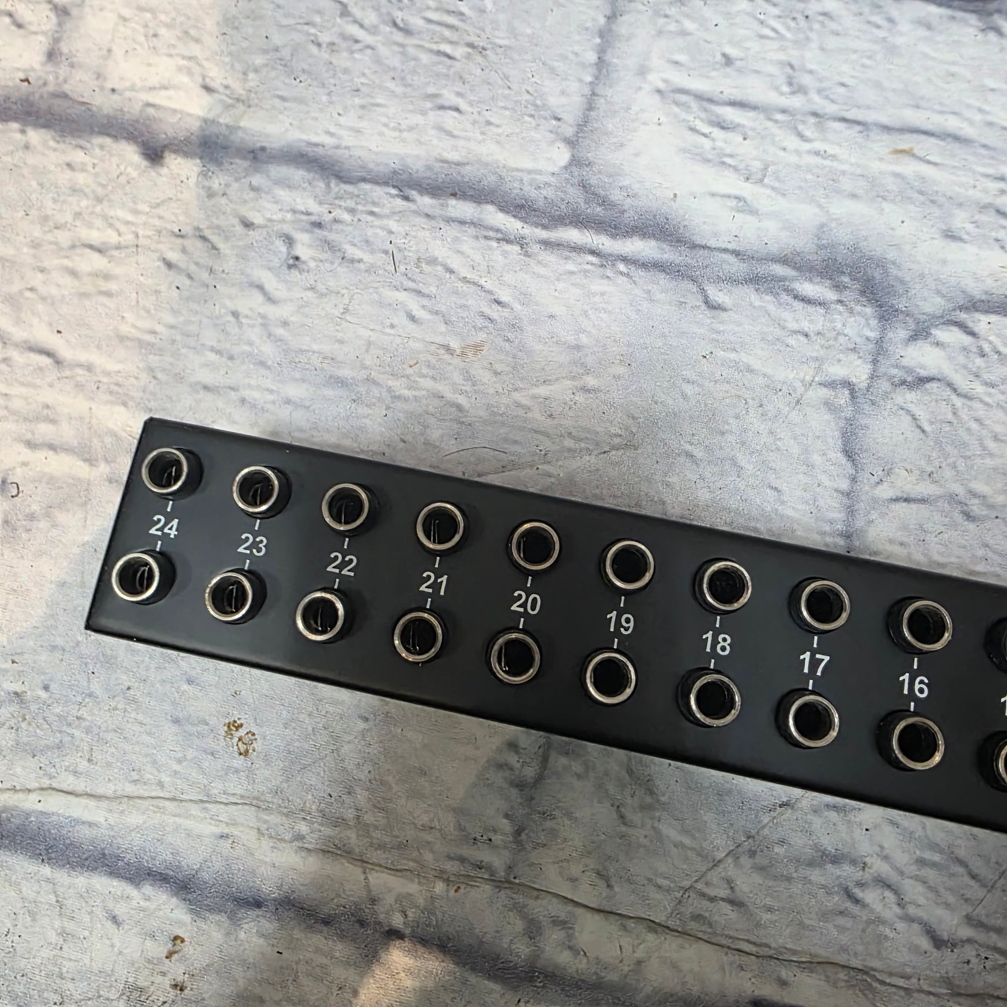 Neutrik NYS-SPP-L Rack Patchbay