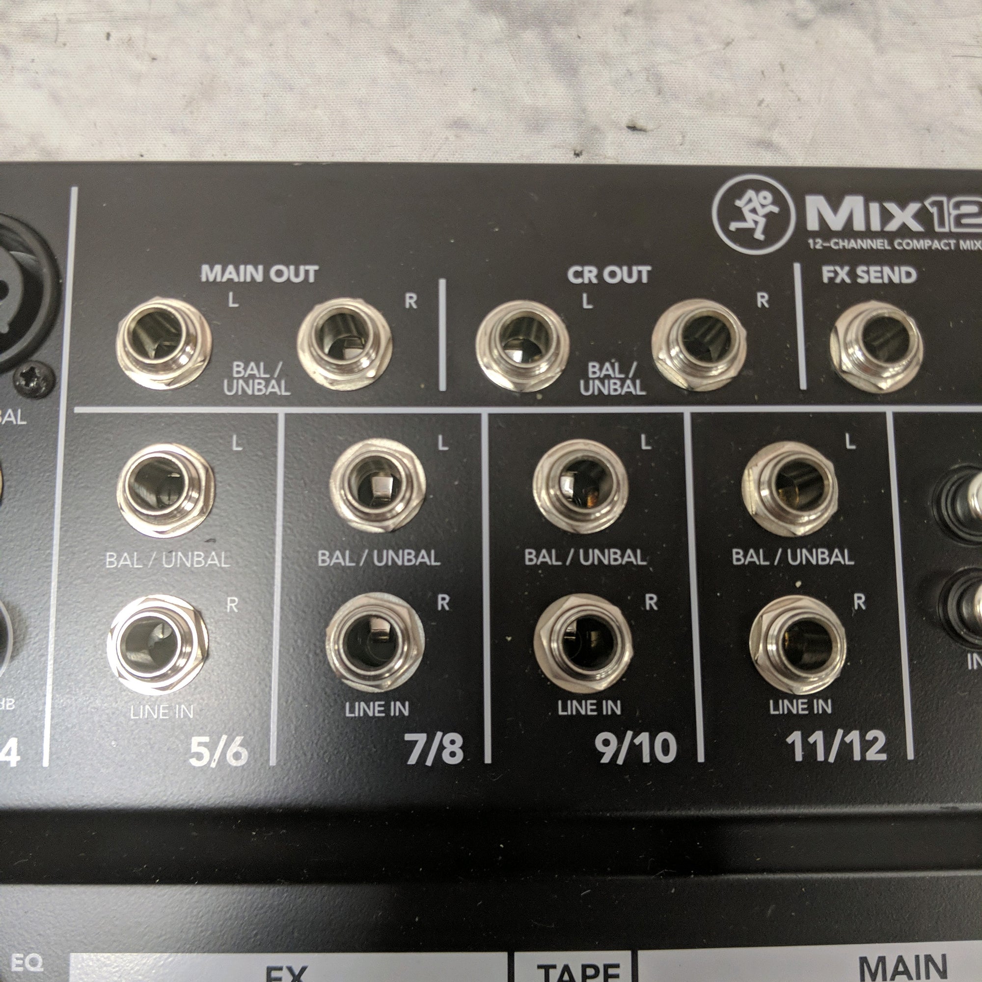 Mackie Mix12FX 12 Channel Mixer with Effects