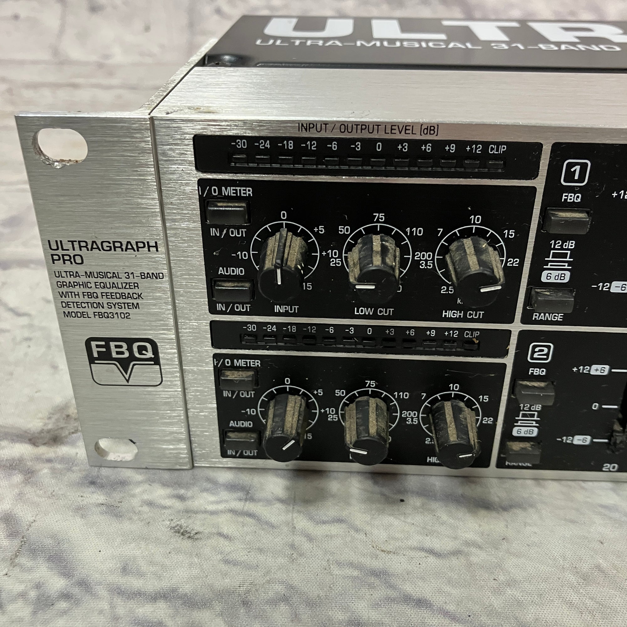 Behringer Ultragraph Pro Rack EQ