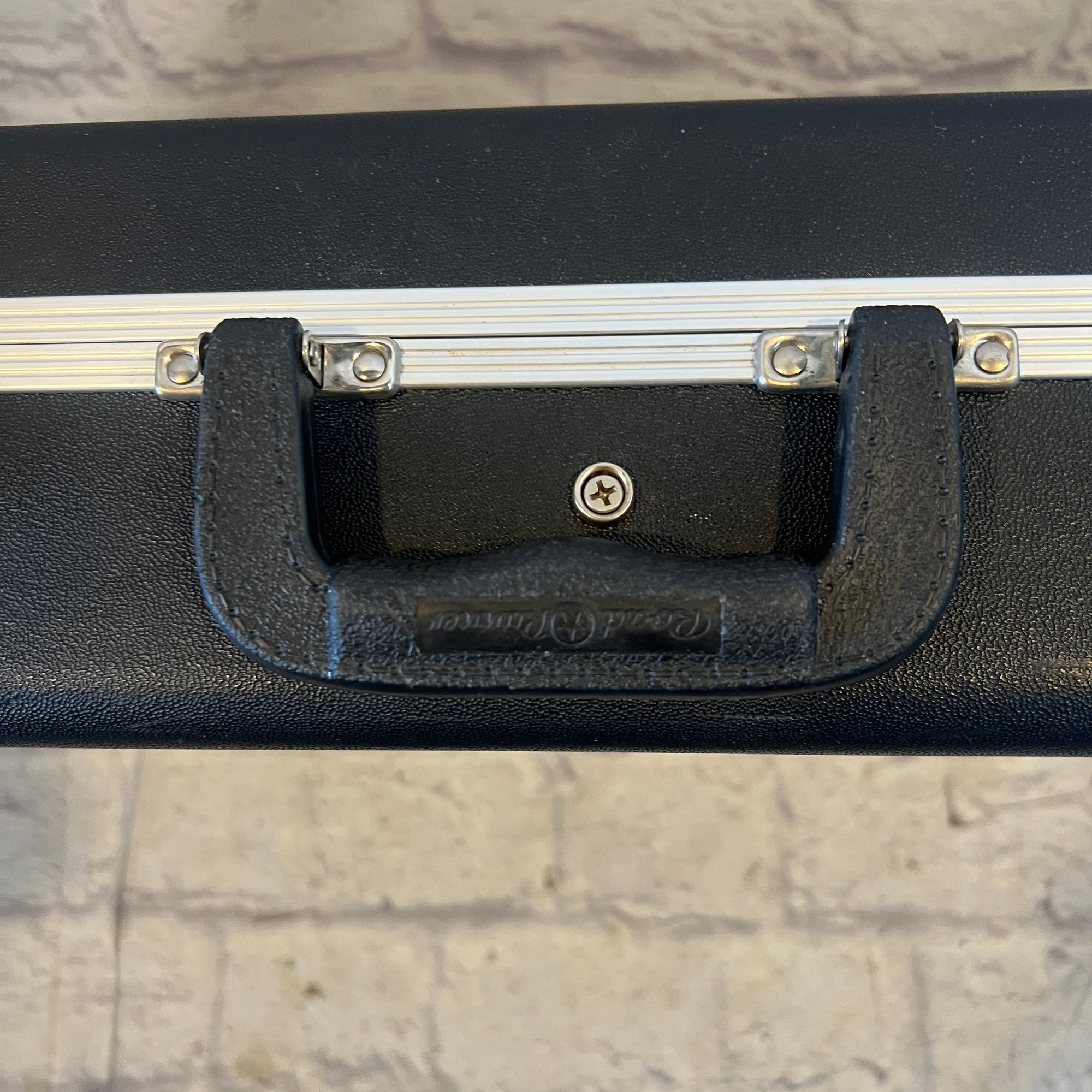 Road Runner Bass Hard Shell Case