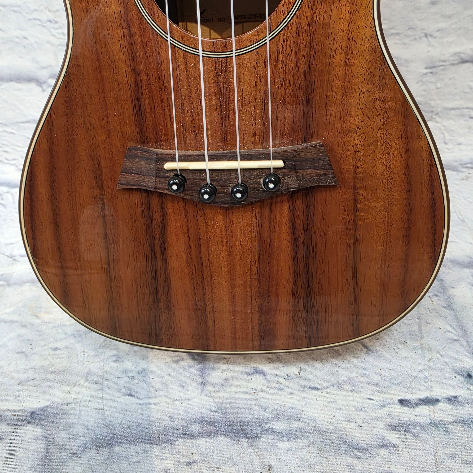 Ranming RMUK-23-XS With Case Ukuleles