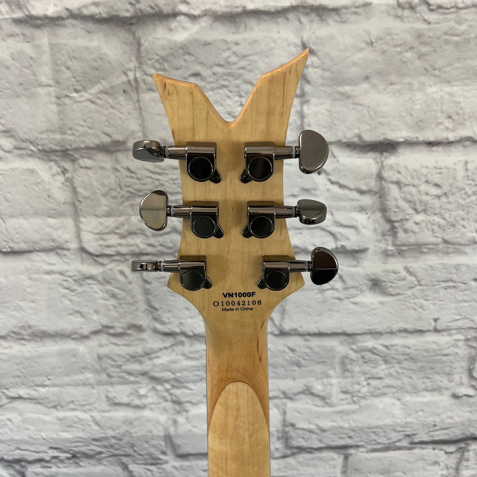 Dean Vendetta VN1000F w/ Super Distortion Guitar - Evolution Music