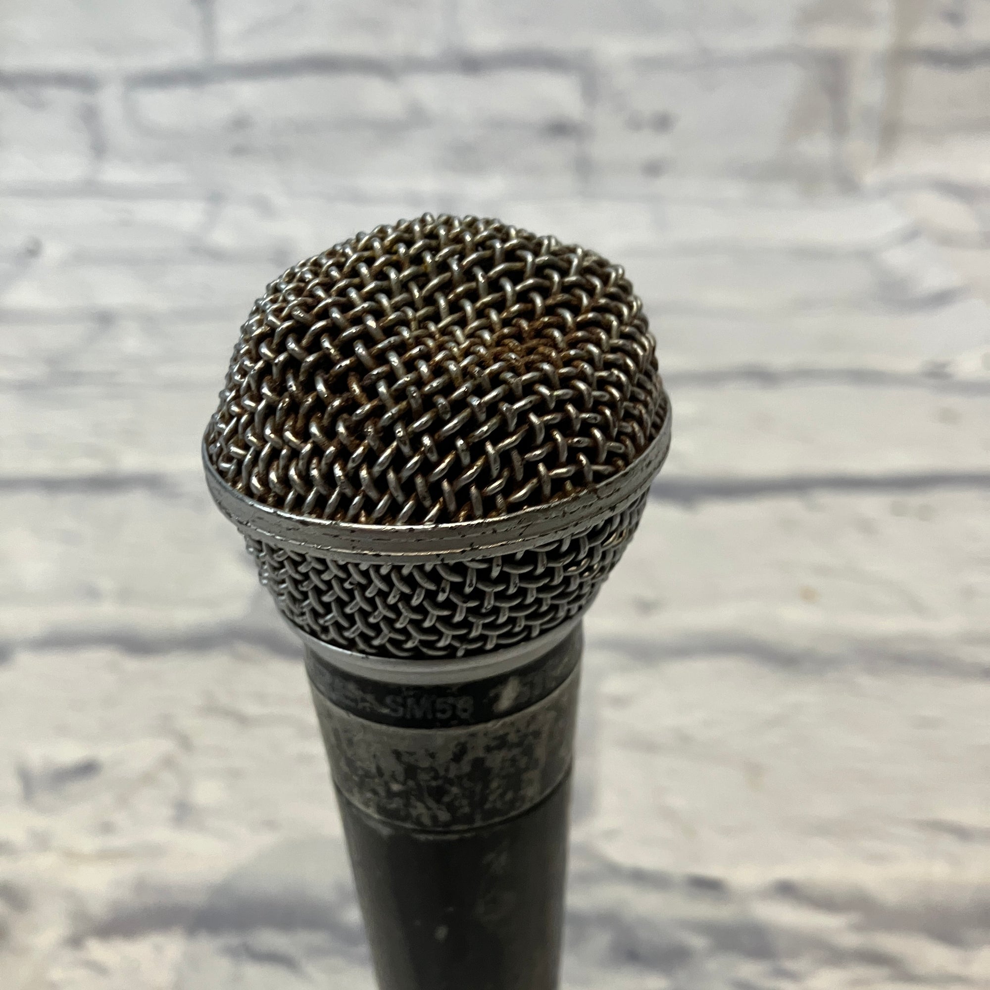 Shure SM58 Dynamic Microphone