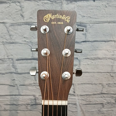 Martin Martin D Jr-E Dreadnought Acoustic/Electric Guitar with Gig  Acoustic Guitar