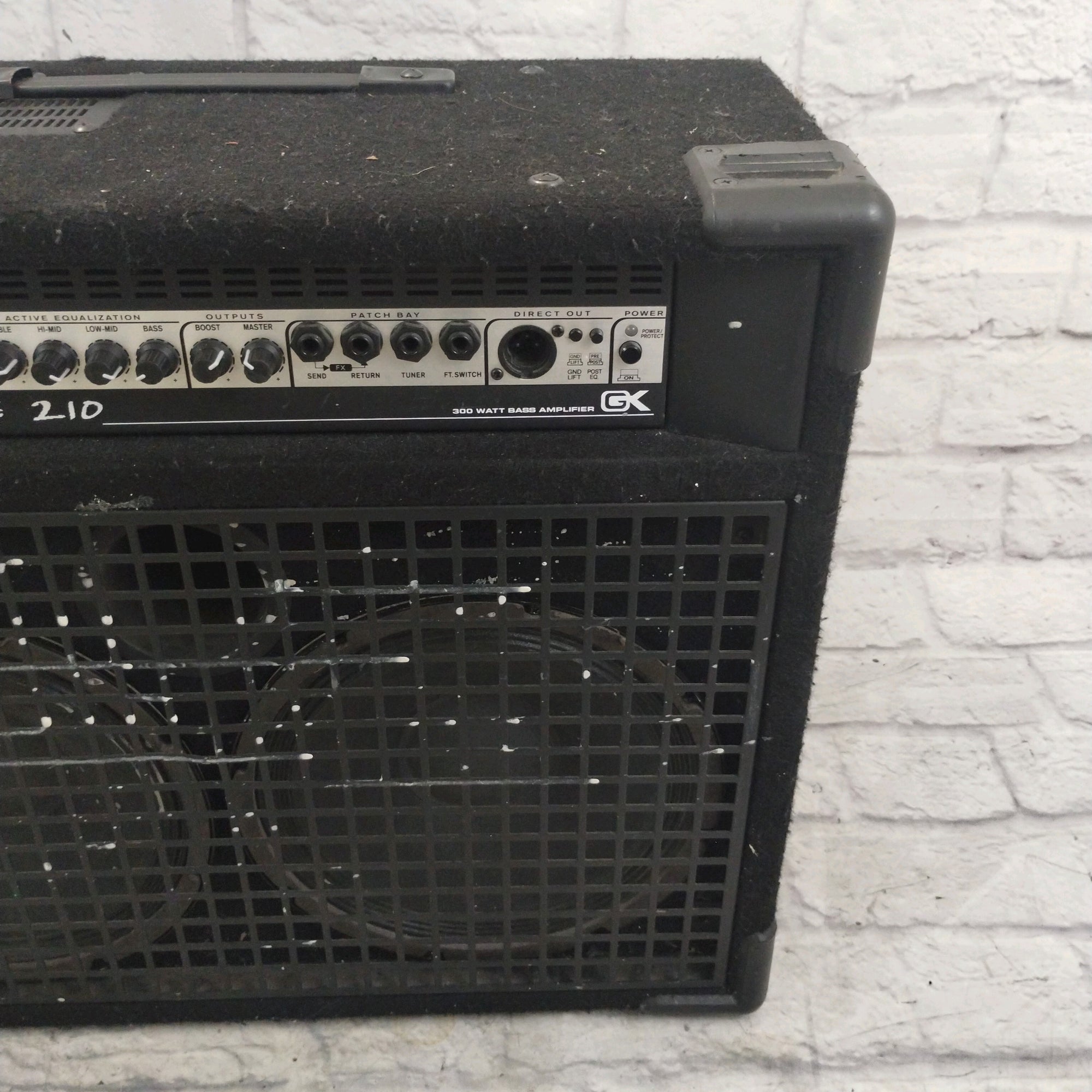 GK Backline 210 Combo Bass Amp