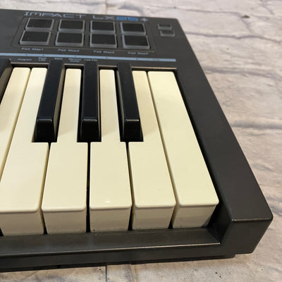 Nektar Impact LX25 Midi Controller