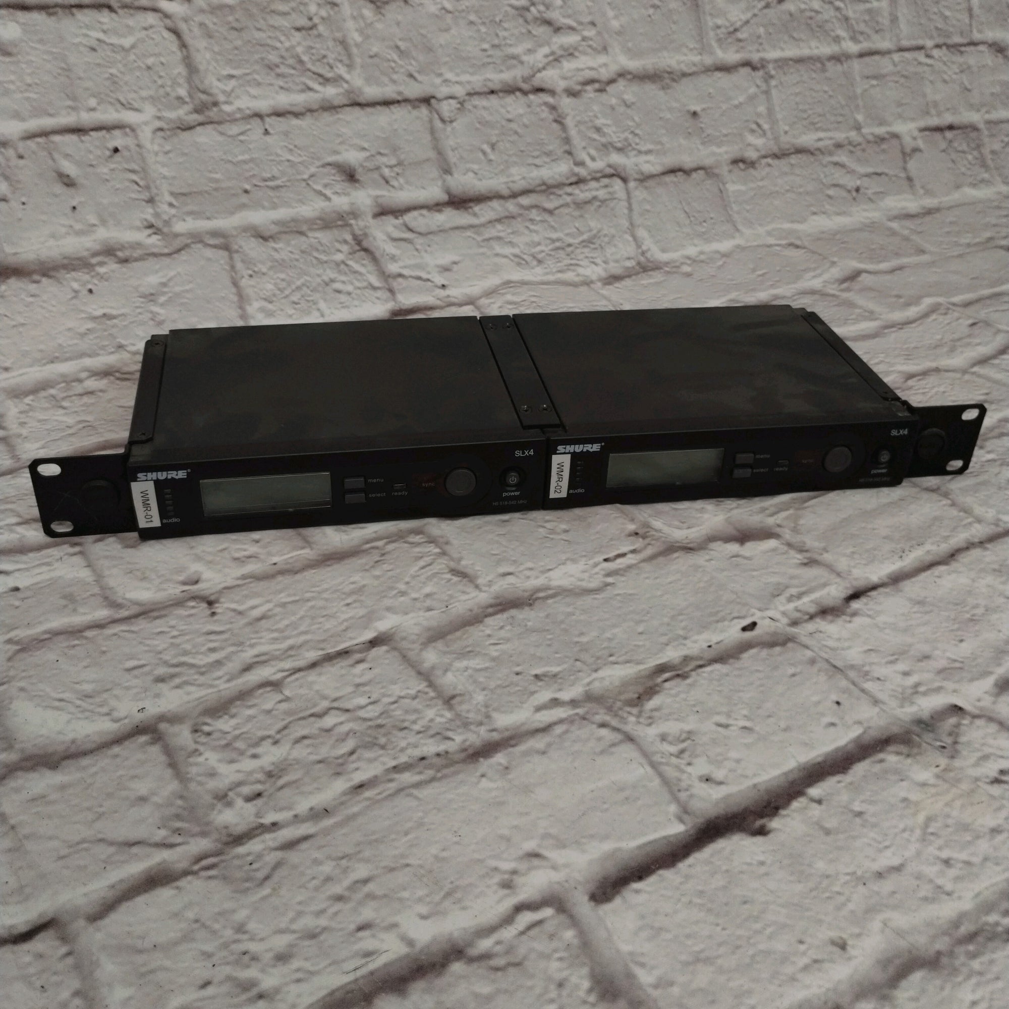 Shure SLX4 Pair Wireless Reciever