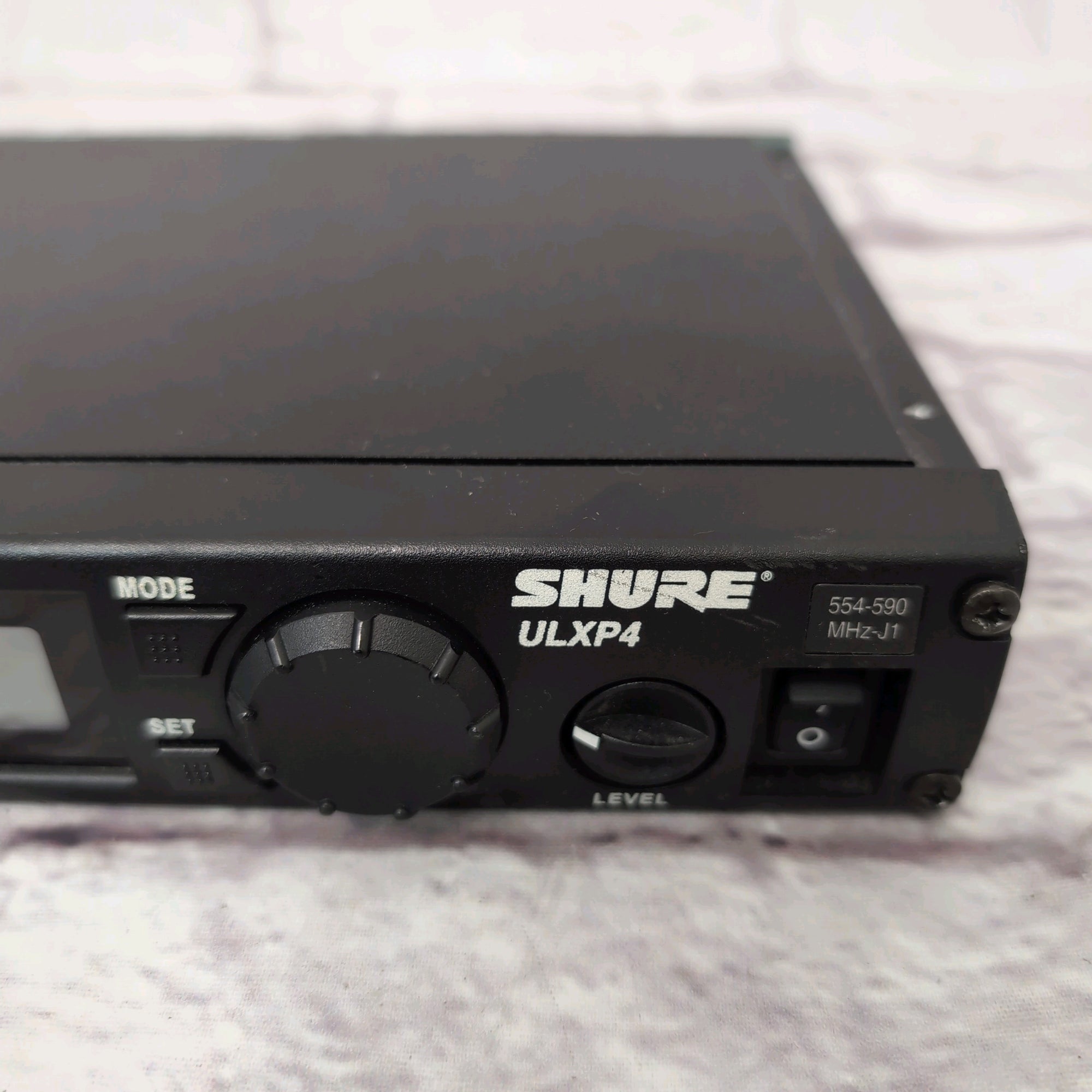 Shure ULXP4 Wireless Receiver 554-590MHz J1