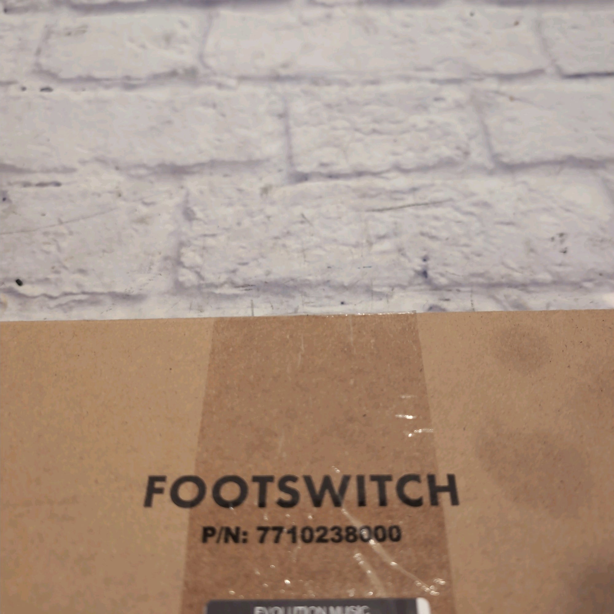 Fender 7710238000 4-Button Mustang Footswitch