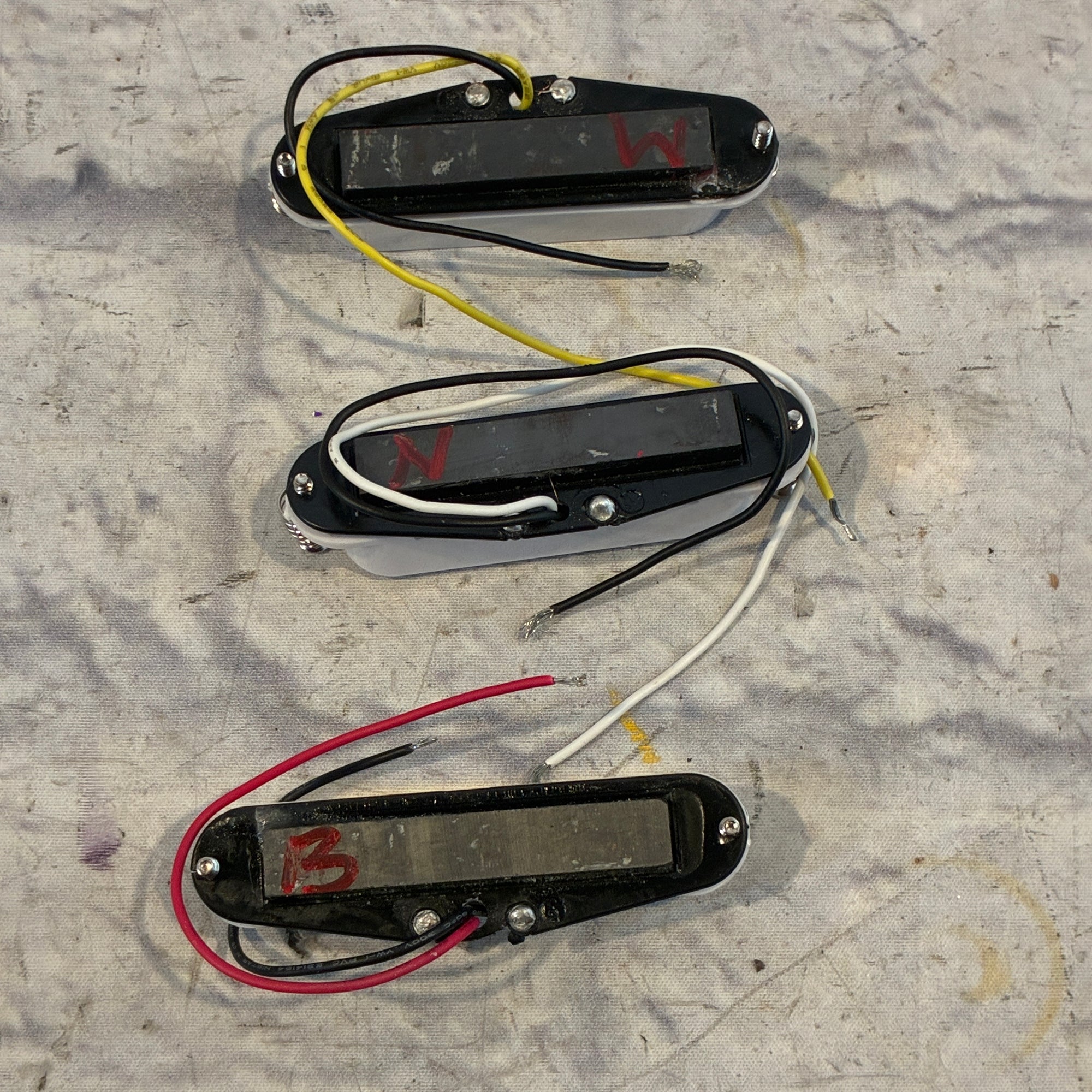 Unknown Stratocaster Pickup Set