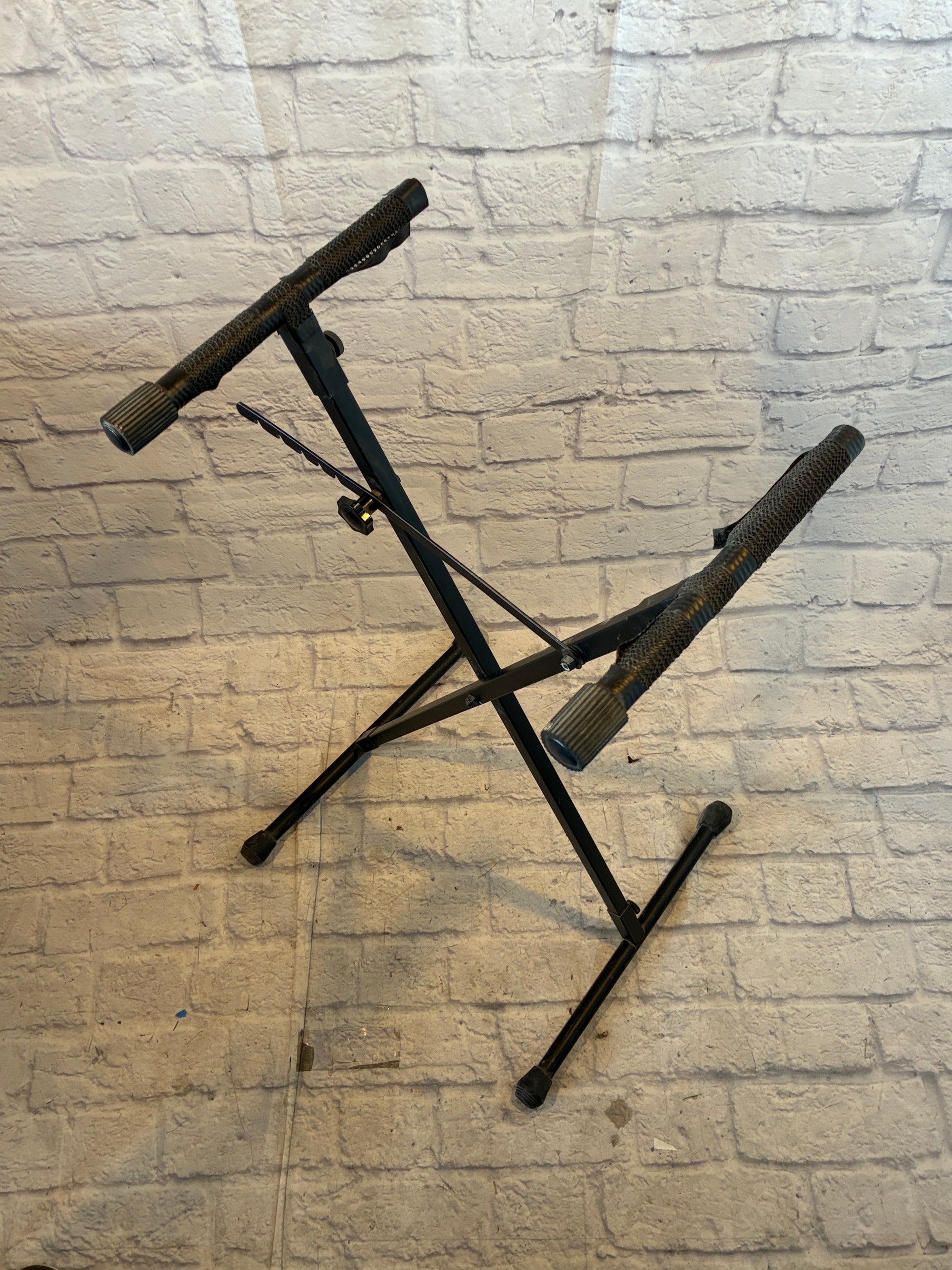 Unknown Keyboard Stand