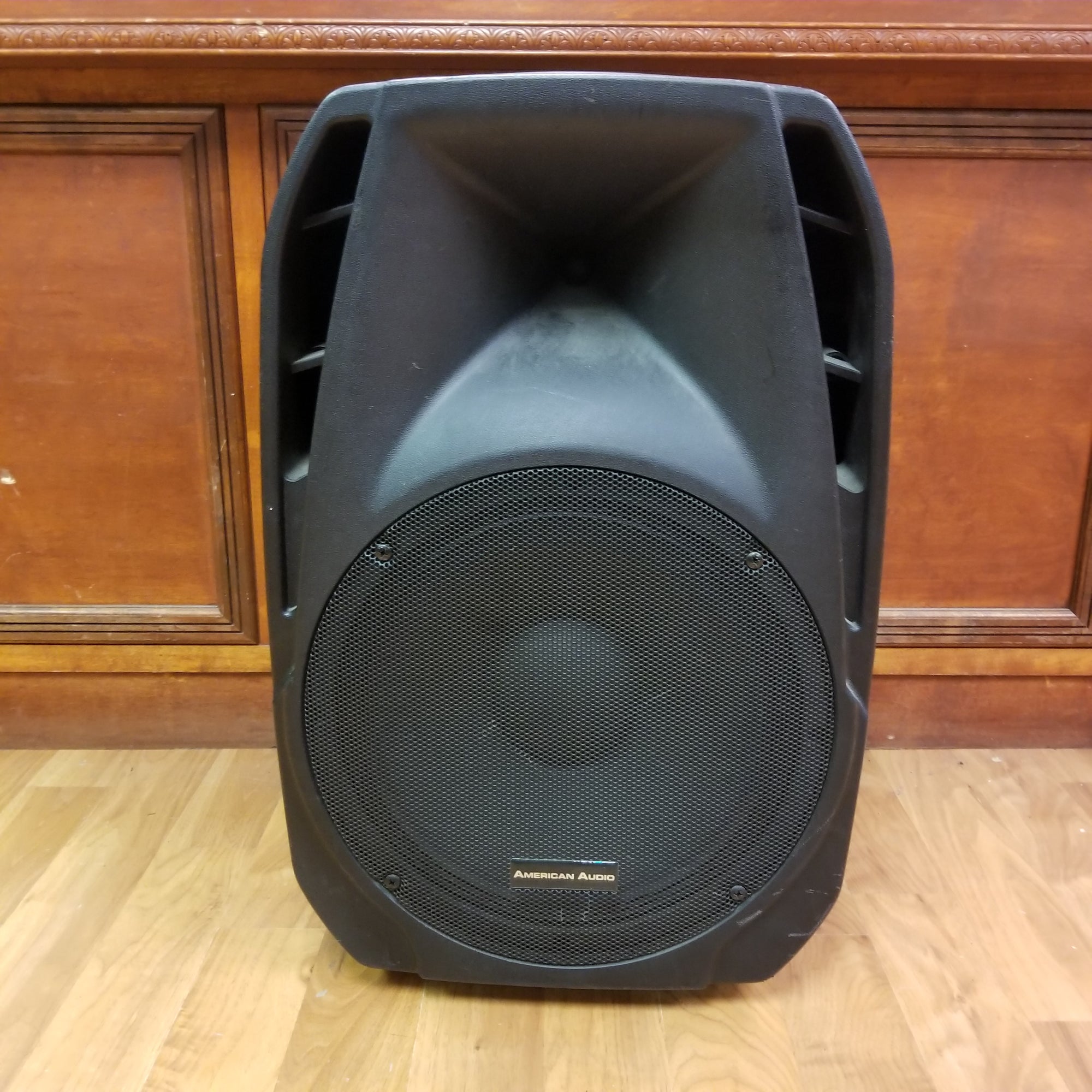American Audio Powered Speaker