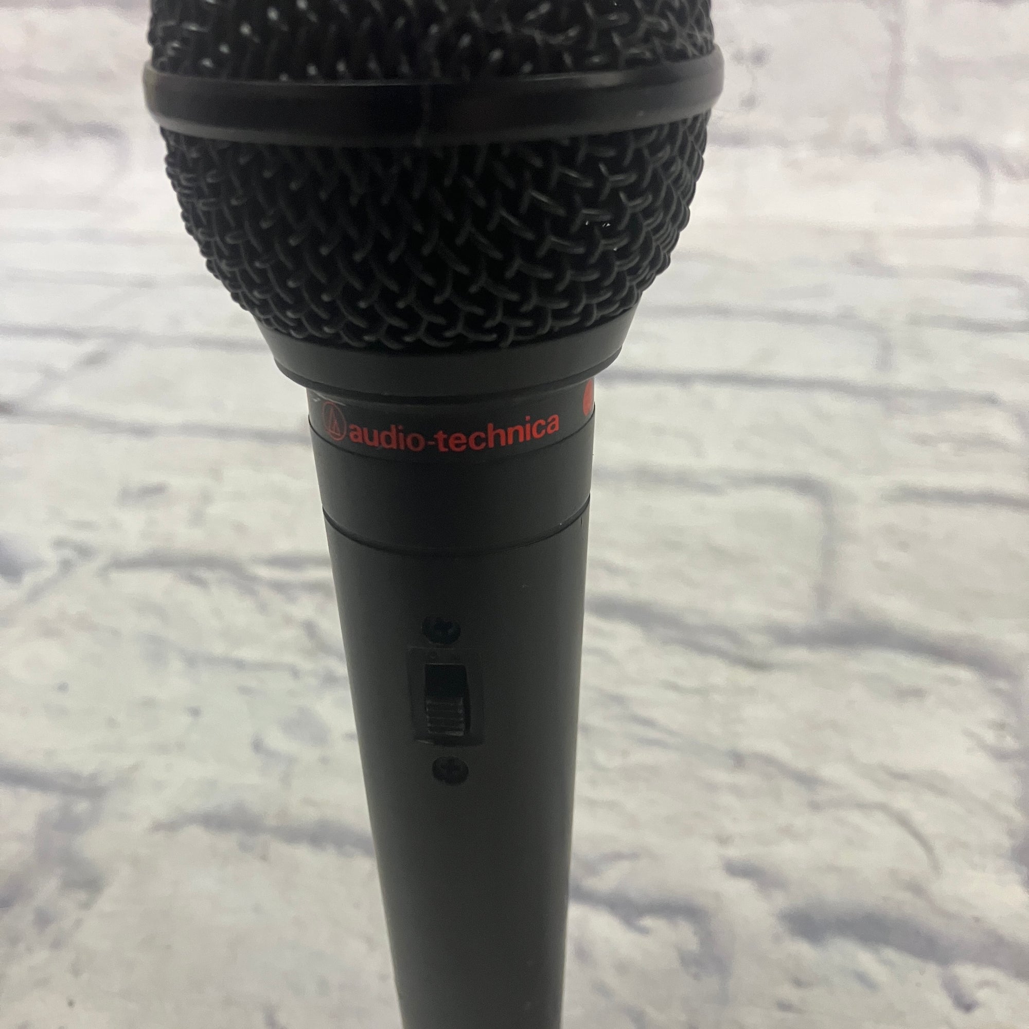 Audio-Technica Pro4H Dynamic Microphone