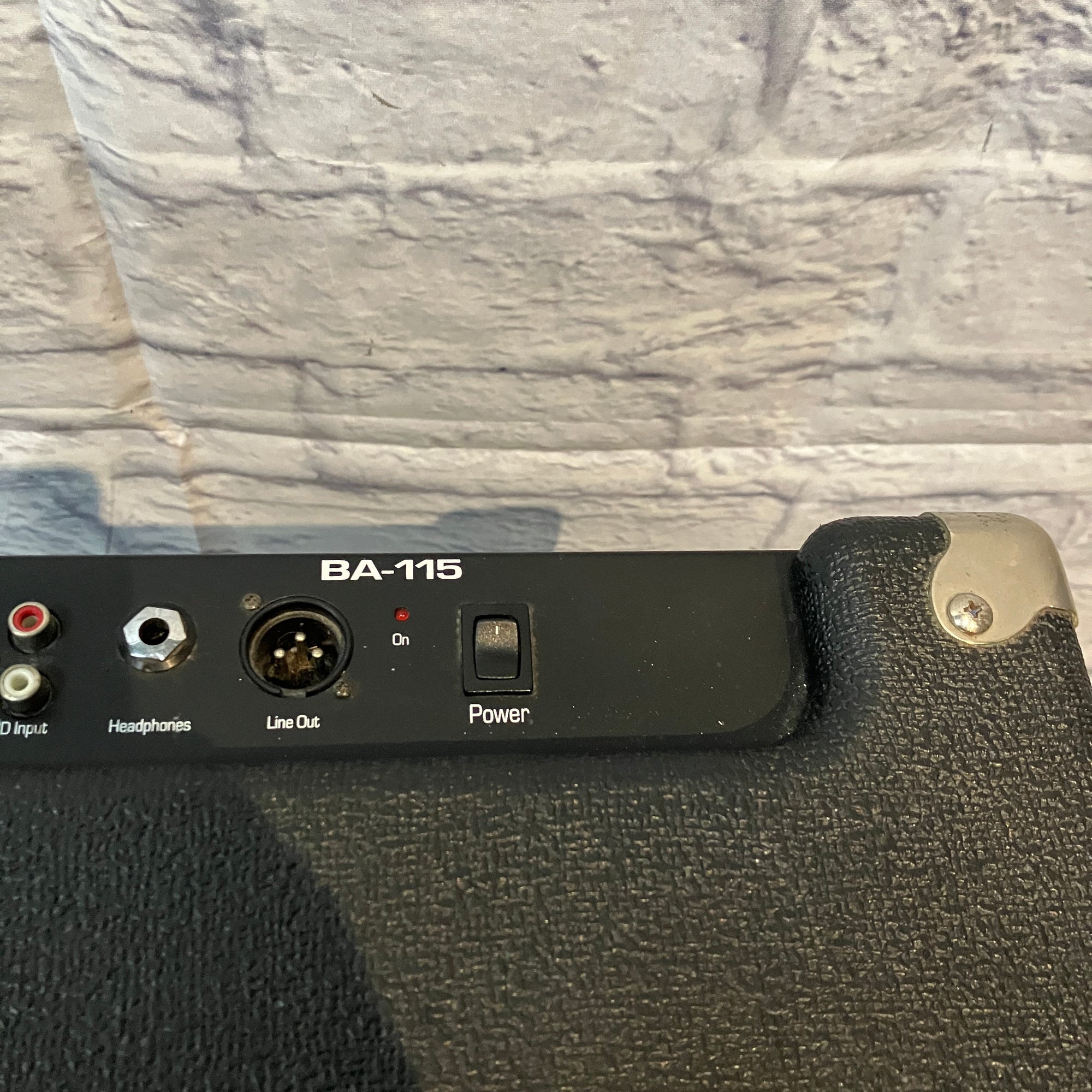 Ampeg BA-115 Combo Amp