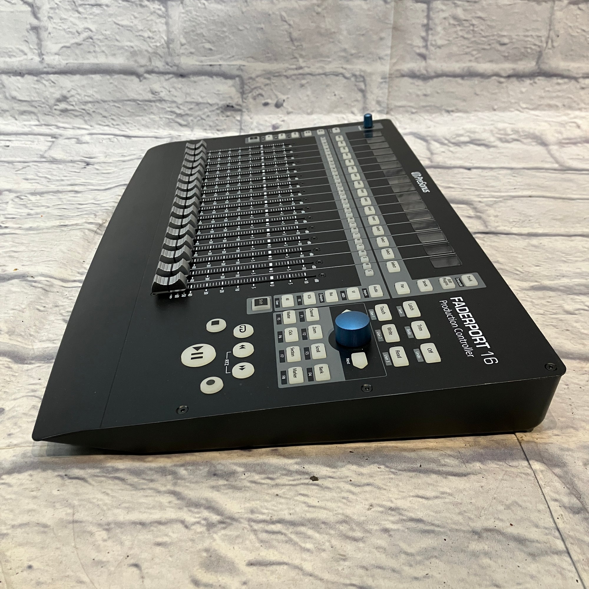 Presonus Faderport 16 USB DAW Control Surface - Evolution Music